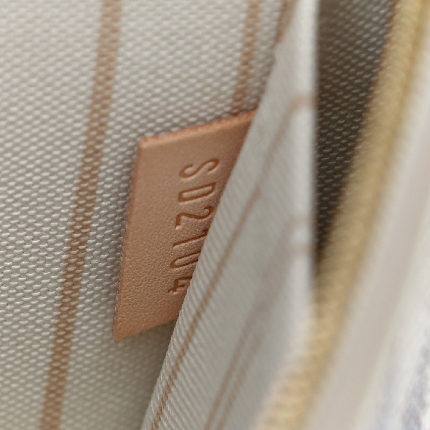 Damier Azur Neverfull MM GM Pochette