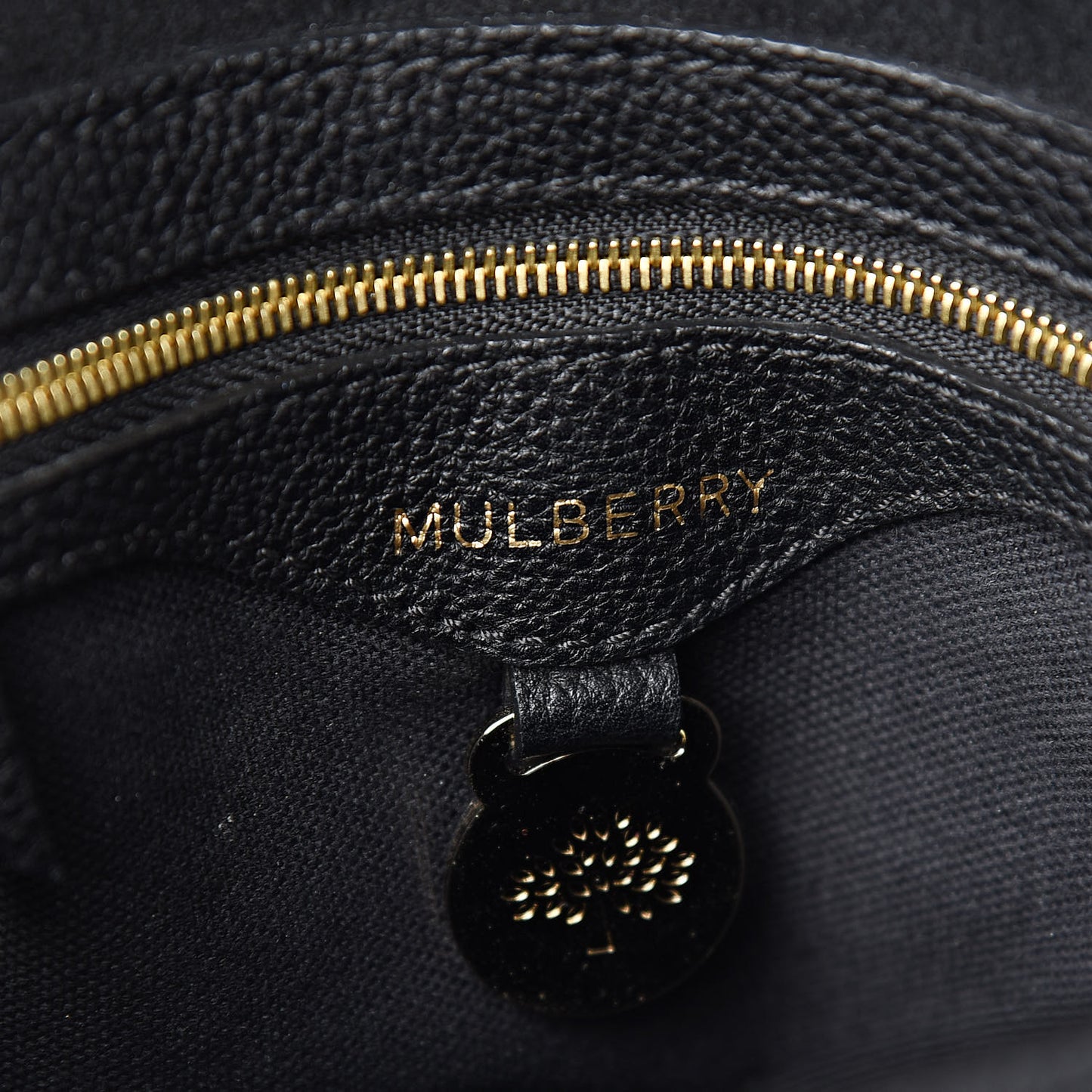 Grainy Calfskin Small Primrose Black