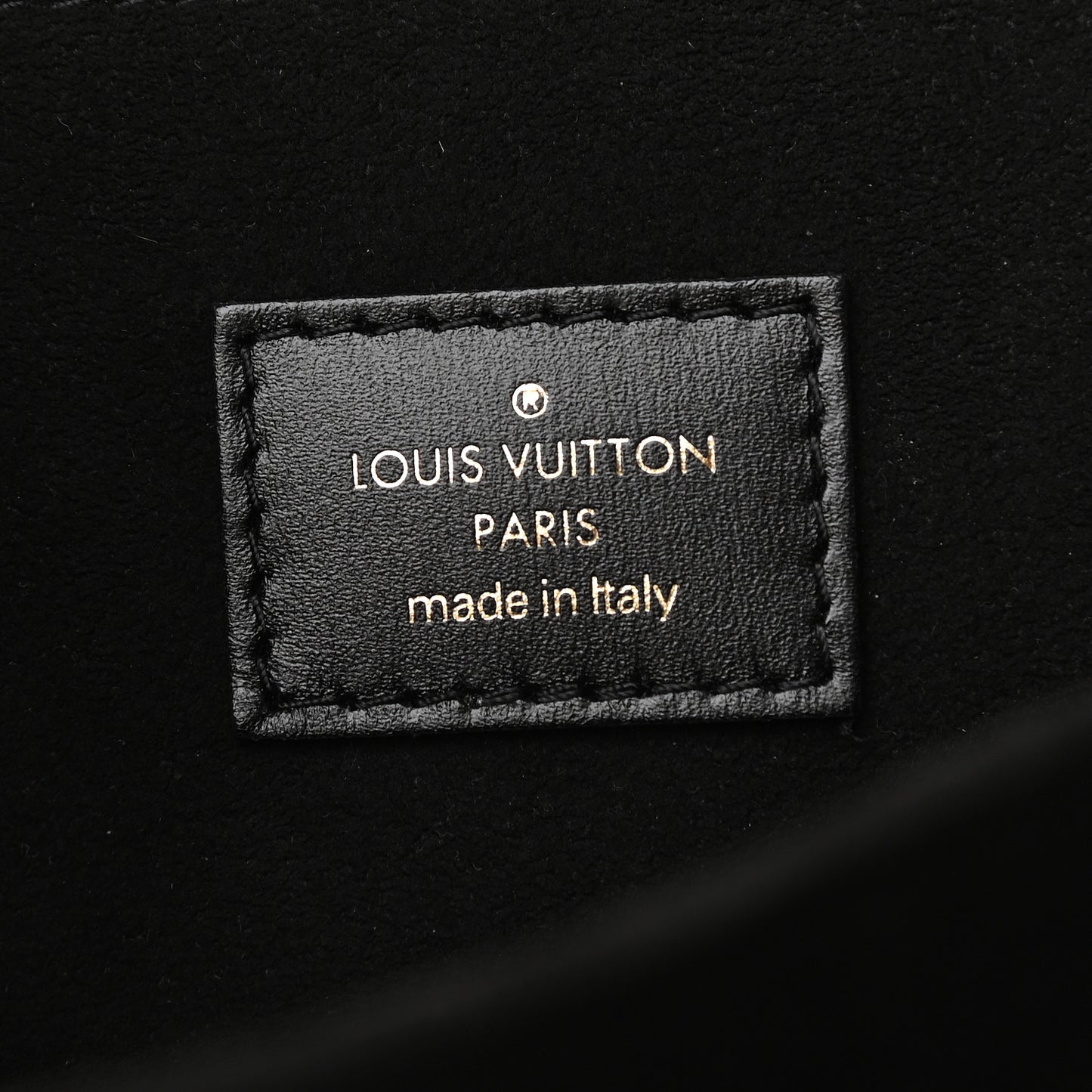 Reverse Monogram Pochette Metis