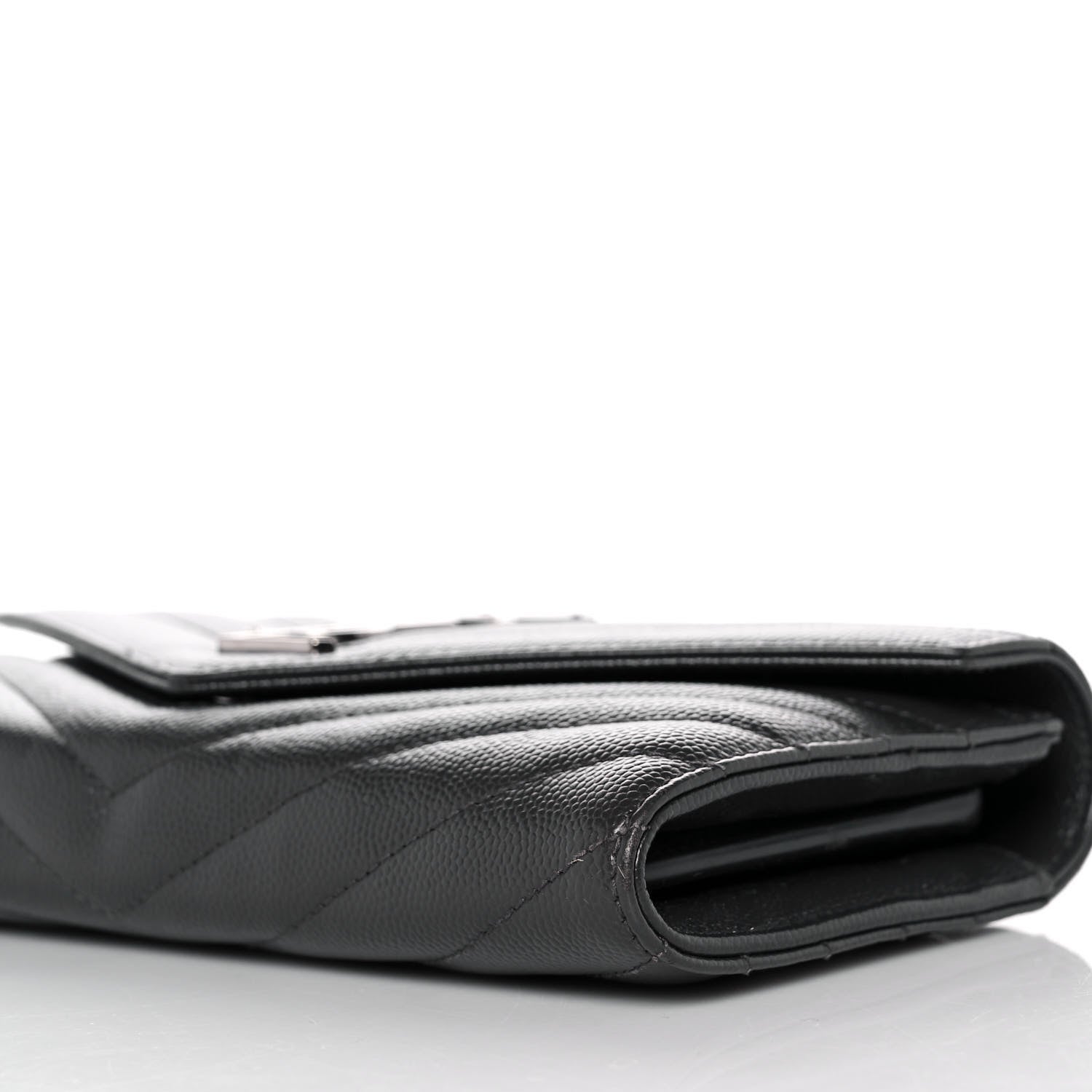 Saint Laurent Grain De Poudre Matelasse Chevron Monogram Flap Wallet Coal 10 of 11