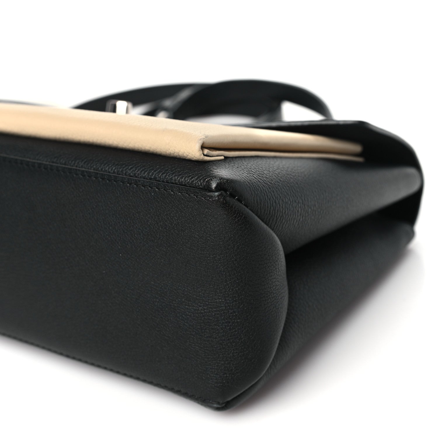 Louis Vuitton Soft Calfskin My Lockme Top Handle Vanille Black 9 of 10