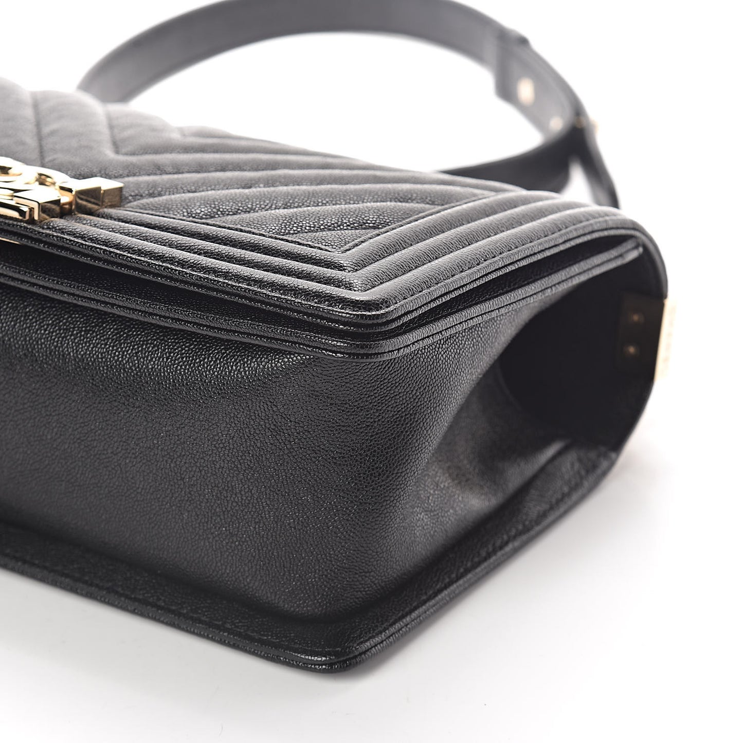 Caviar Chevron Quilted Medium Boy Flap Black