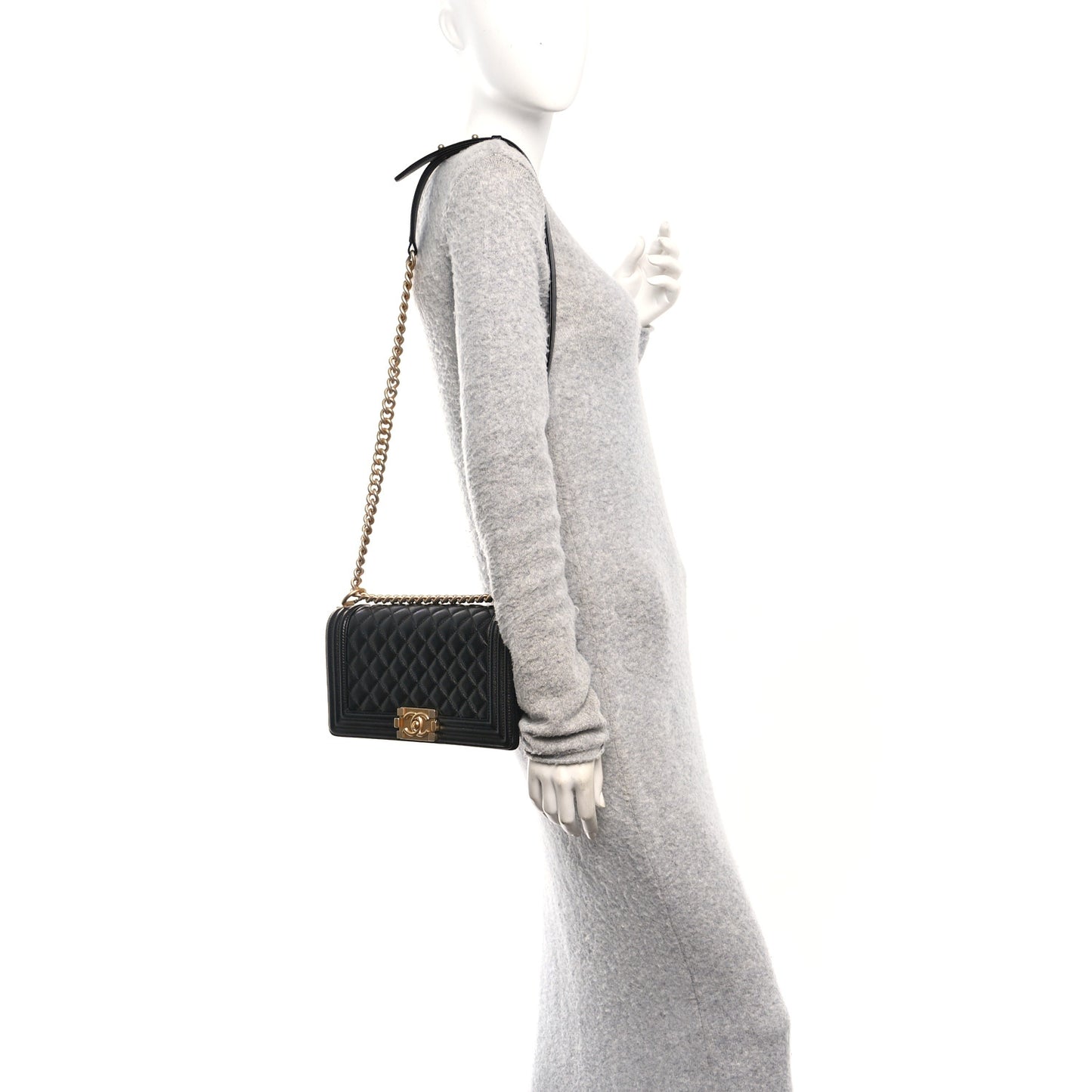 Caviar Quilted Medium Boy Flap Black