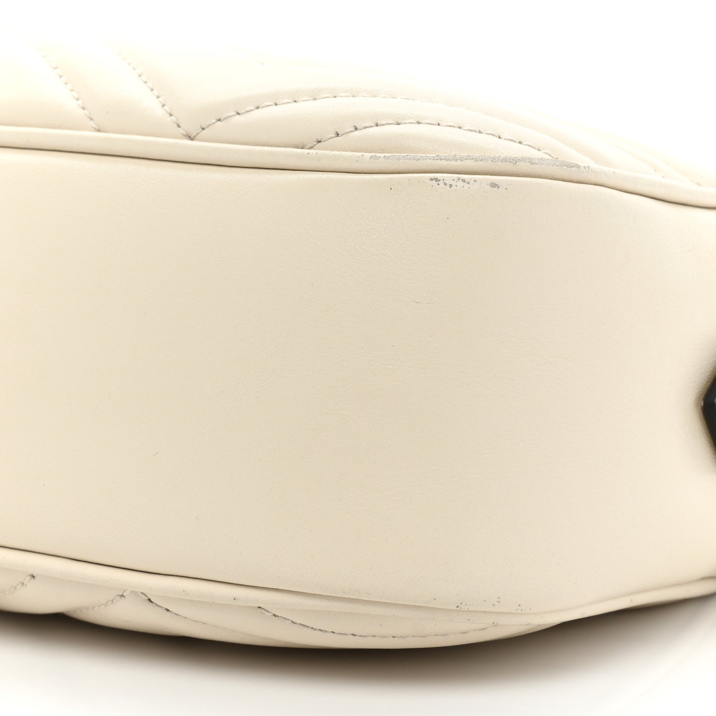 Calfskin Matelasse Small GG Marmont Chain Shoulder Bag White