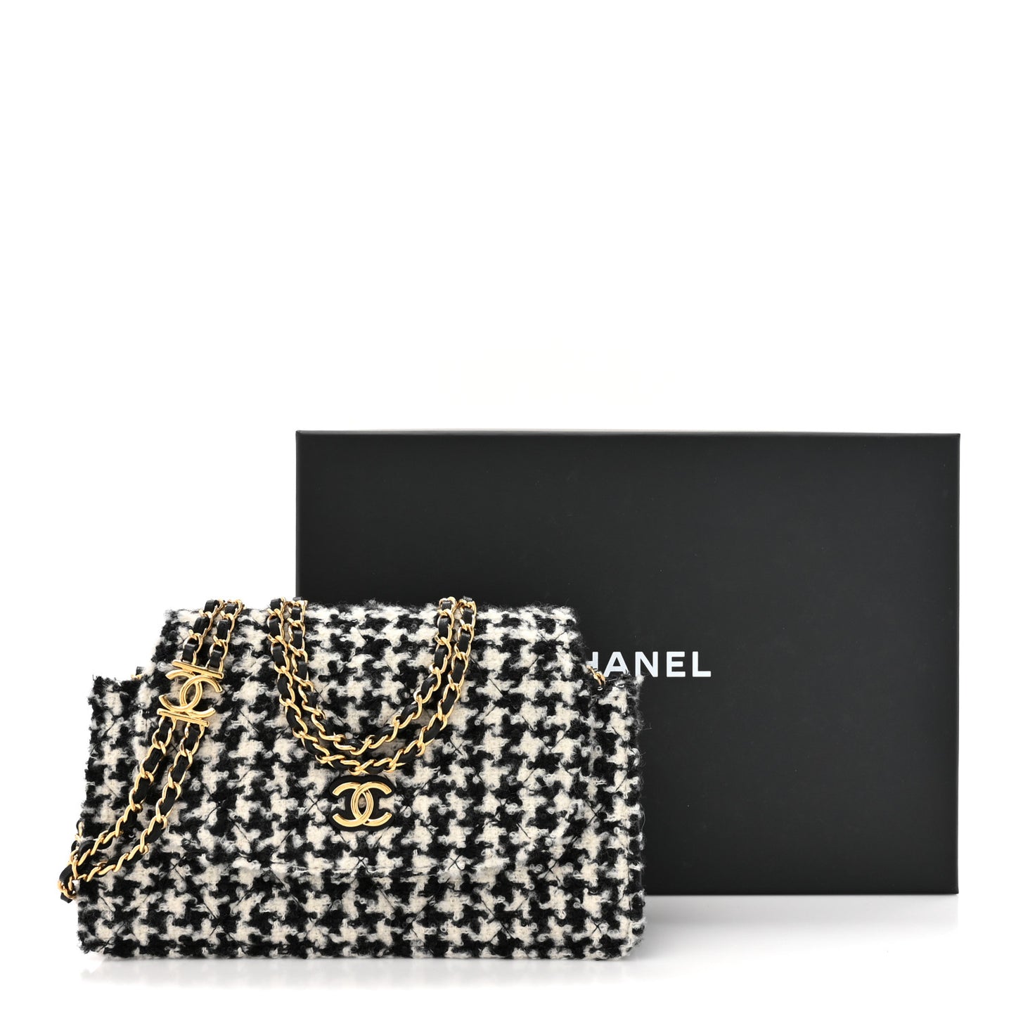 Tweed Houndstooth Quilted Phone Holder Flap White Black