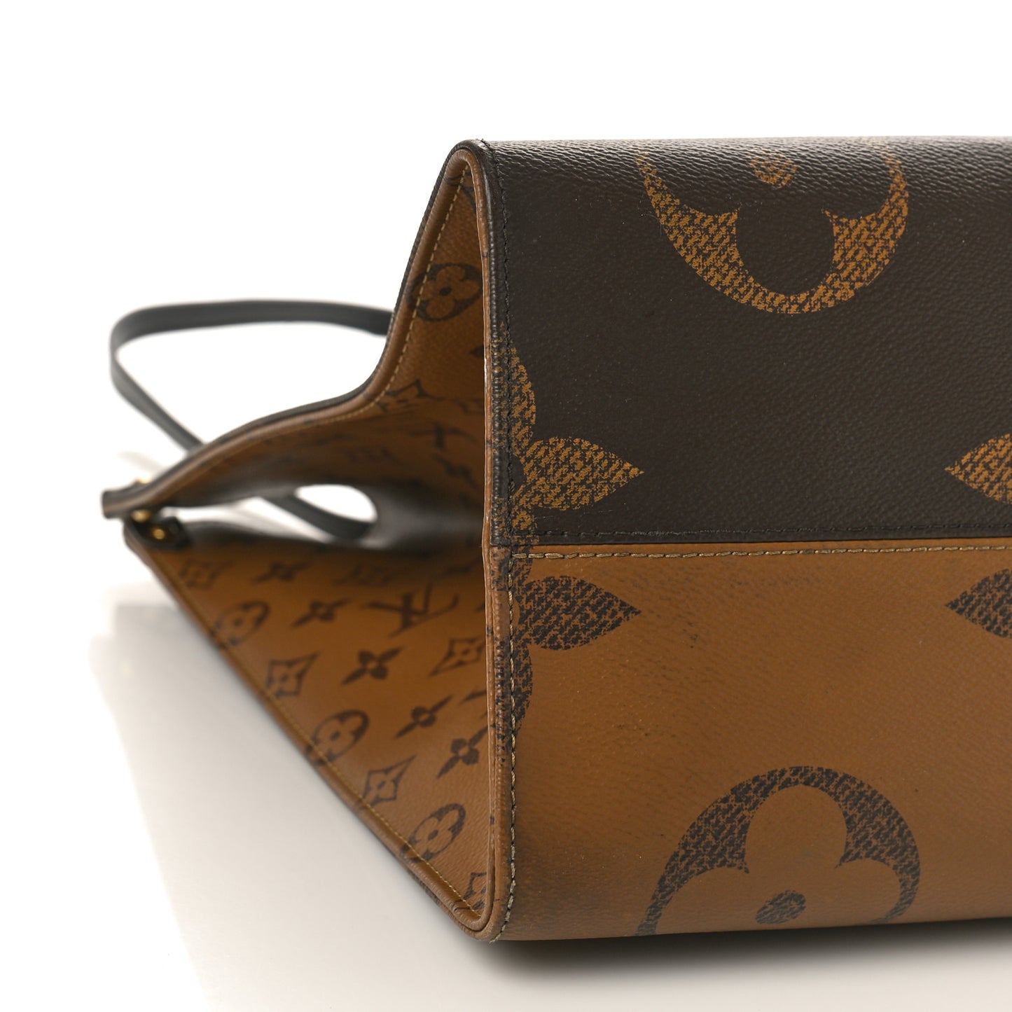 LOUIS VUITTON Reverse Monogram Giant Onthego GM