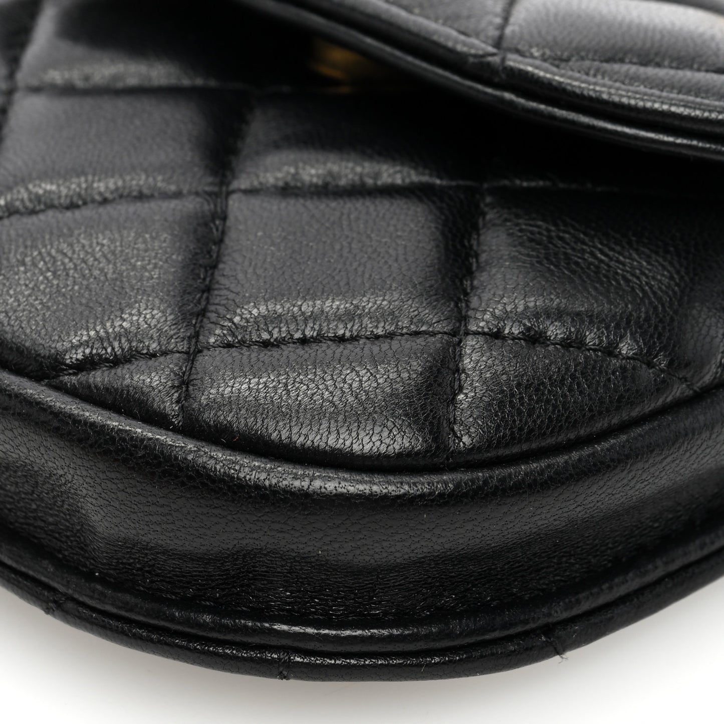Lambskin Quilted Pearl Crush Waist Bag Black
