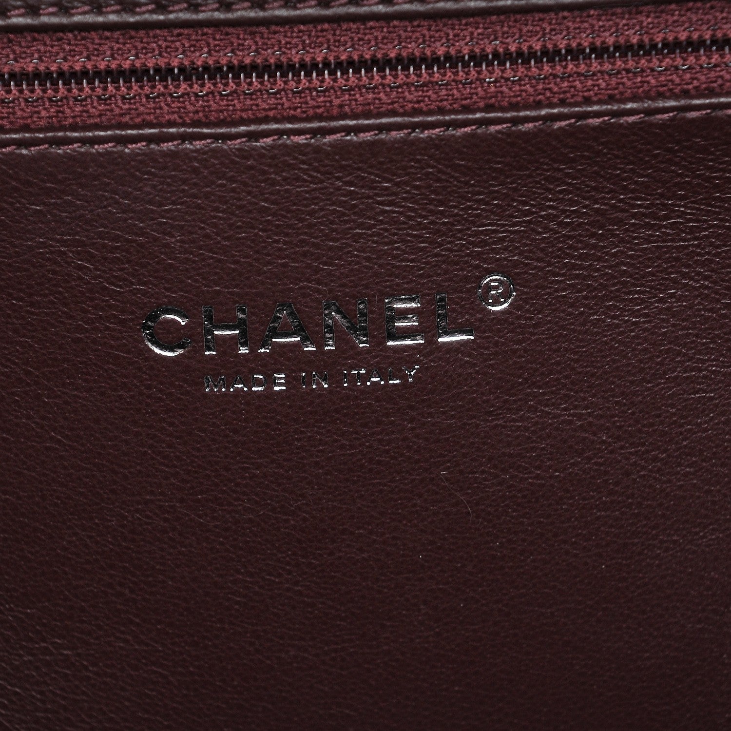 Chanel Metallic Caviar Quilted Large CC Filigree Vanity Case Silver 8 of 10