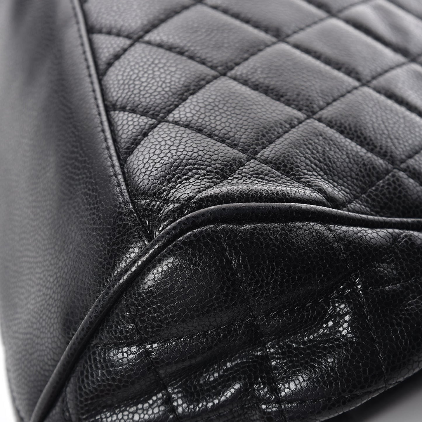 Caviar Quilted Timeless Accordion Flap Black