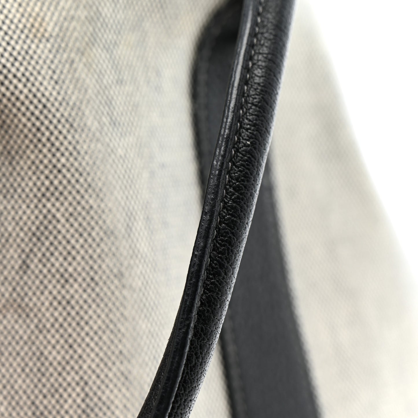 Buffle Skipper Toile Garden Party 36 MM Tote Black