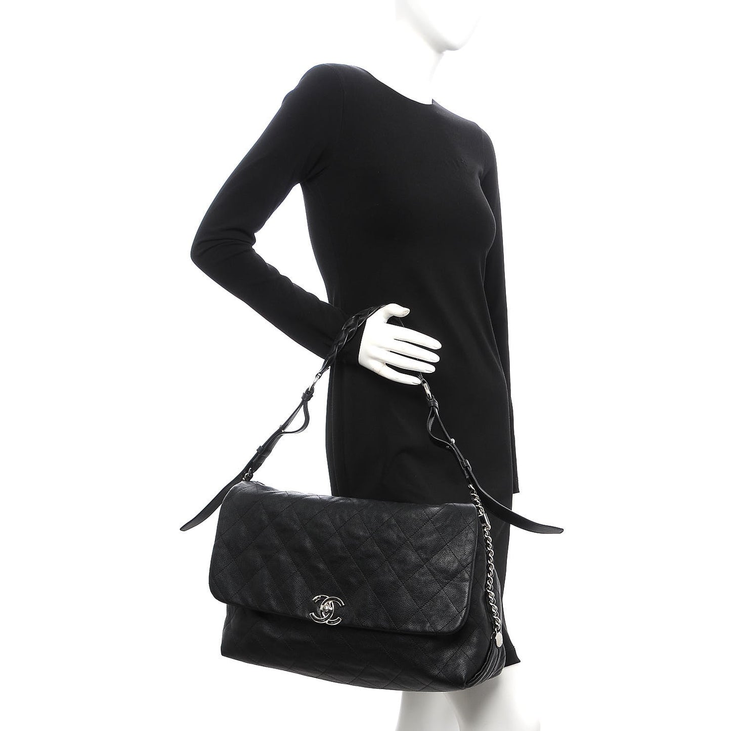 Grained Calfskin Stitched Medium Braided With Style Flap Black