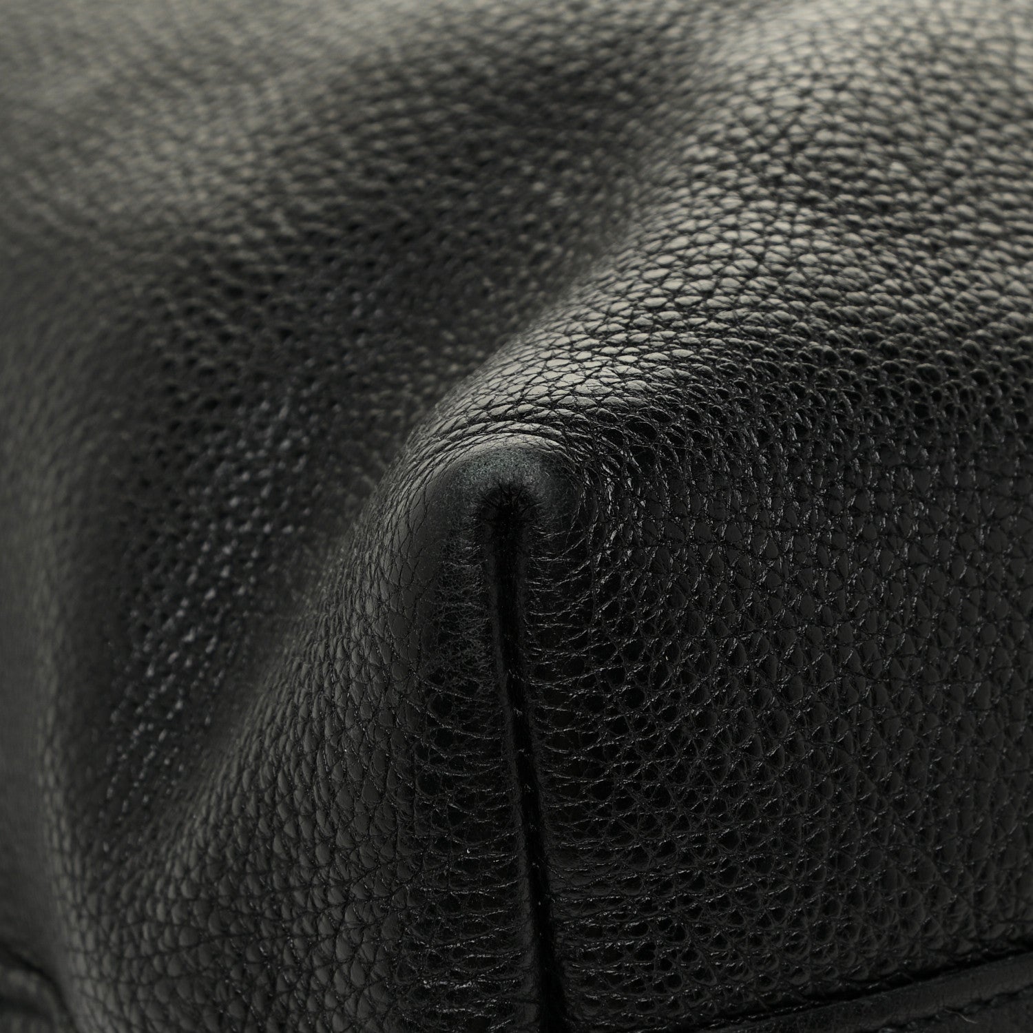 Prada Vitello Daino Tote Black 12 of 24