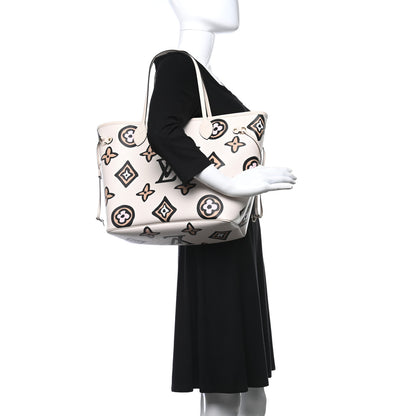 Louis Vuitton Monogram Giant Wild At Heart Neverfull MM Creme 2 of 9