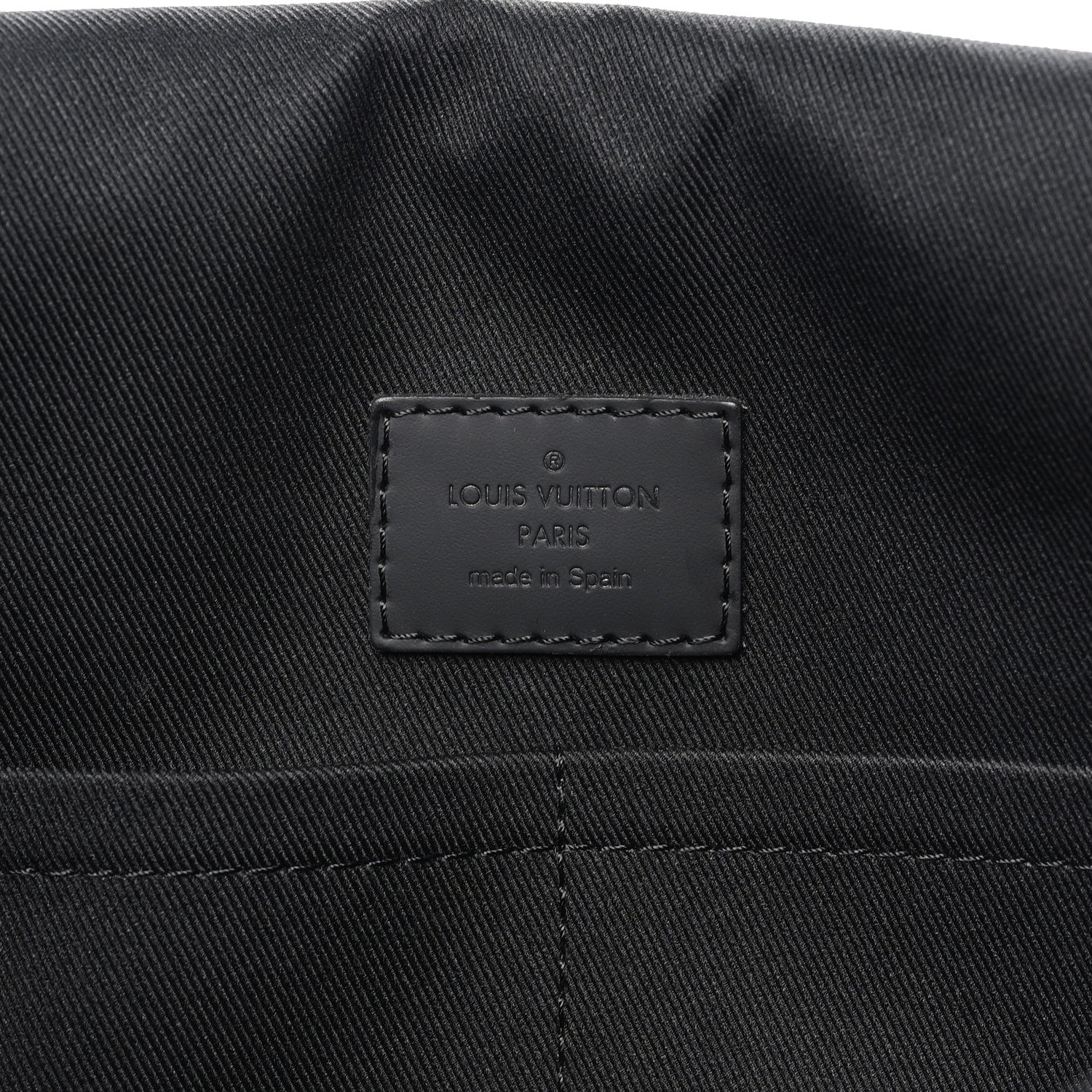Louis Vuitton Damier Infini District MM Onyx 6 of 9