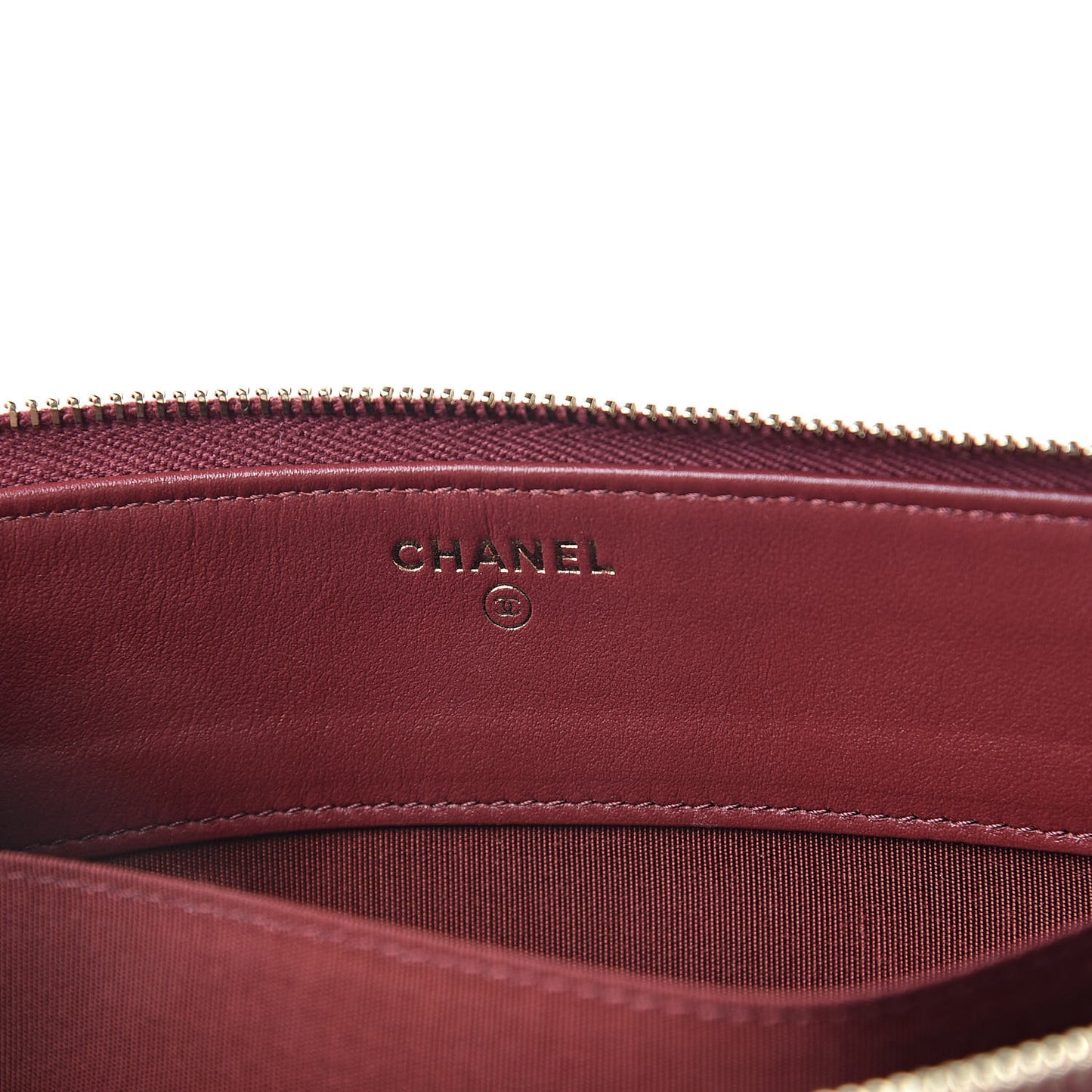 Caviar Quilted Small Zipped Boy Pouch Burgundy