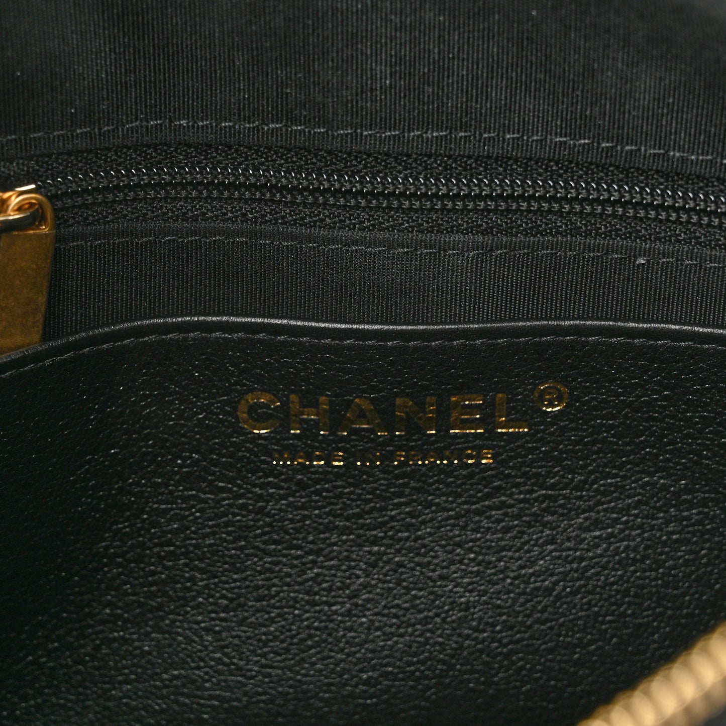 Calfskin Quilted Close To Me Hobo Black