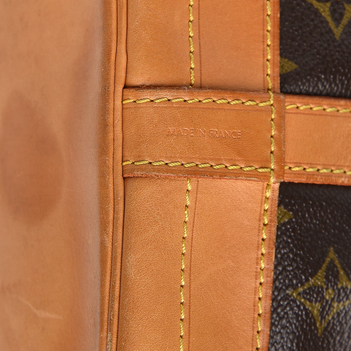 Monogram Noe