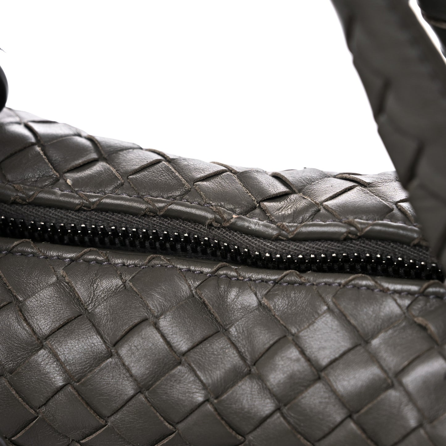 Calfskin Intrecciato Large Leggero Tote Kaki Fondente