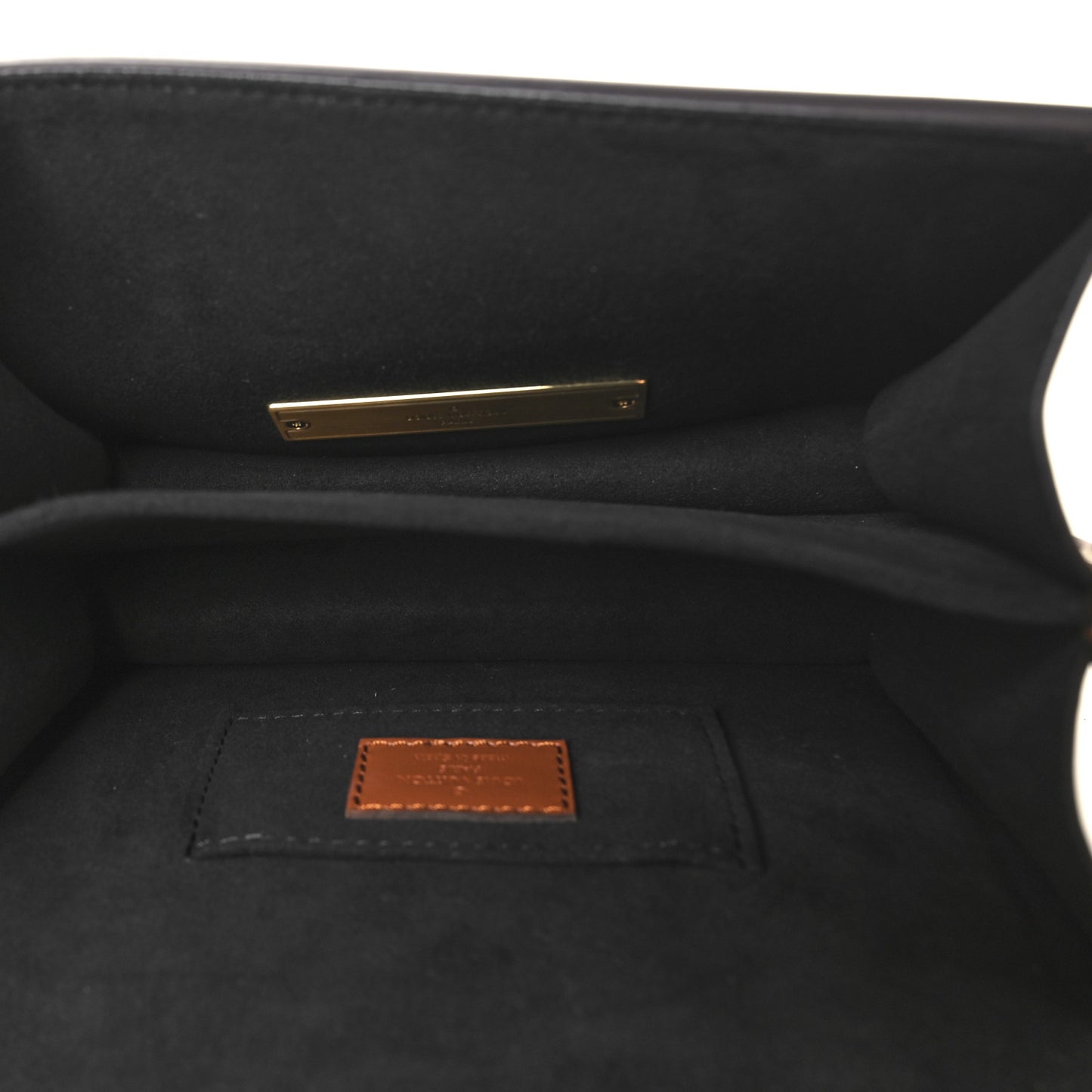 Reverse Monogram Dauphine Mini