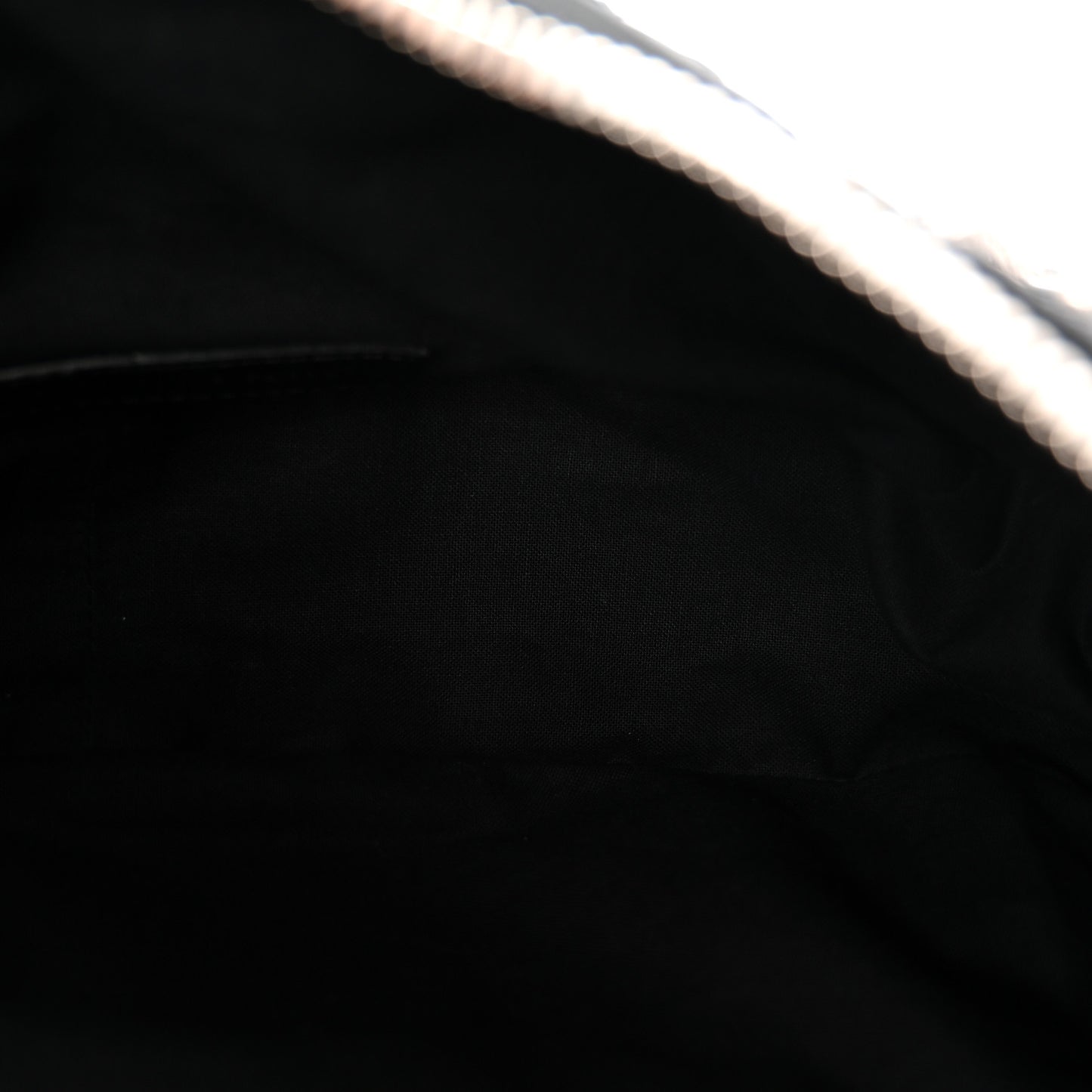 Agneau Arena Small Le Cagole Shoulder Bag Black