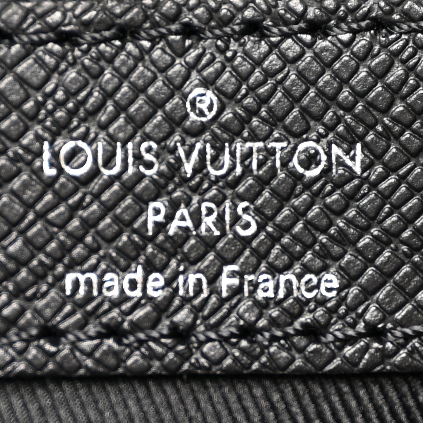 Taiga Monogram Eclipse Keepall Bandouliere 50 Black