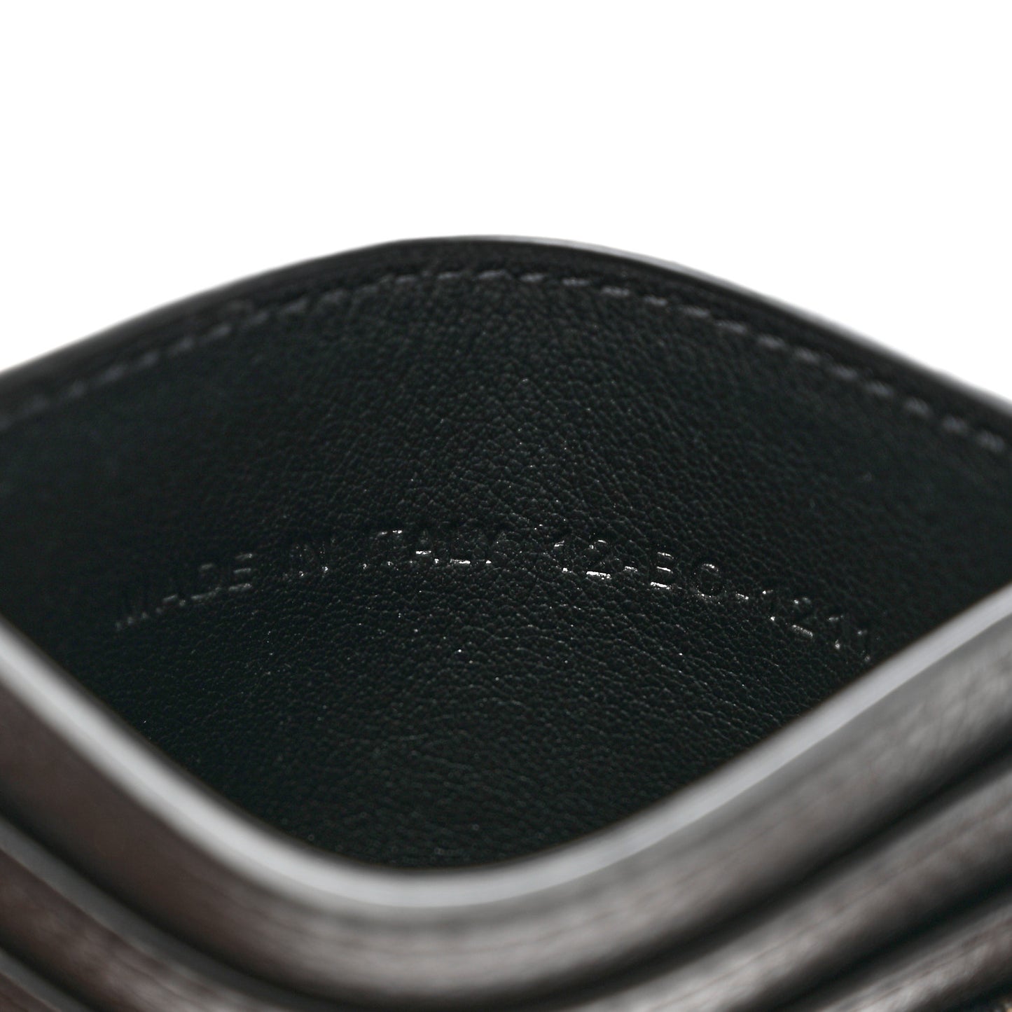 Grained Calfskin Oblique Card Holder Black