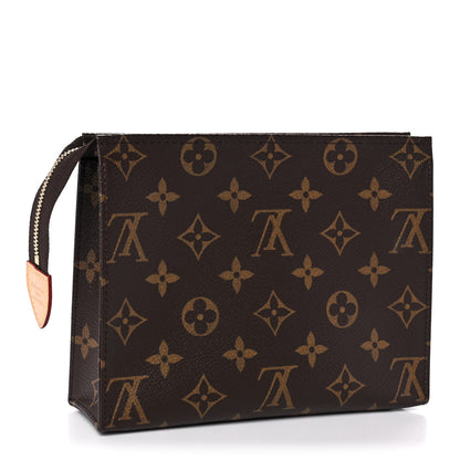 Louis Vuitton Monogram Toiletry Pouch 19 3 of 10
