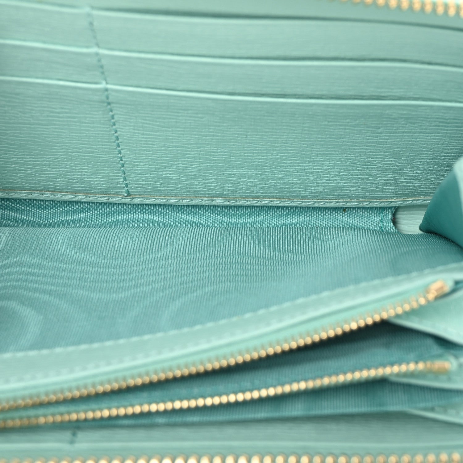 Gucci X PIKARAR Textured Dollar Calfskin Animal Print Zip Around Wallet Green 5 of 8