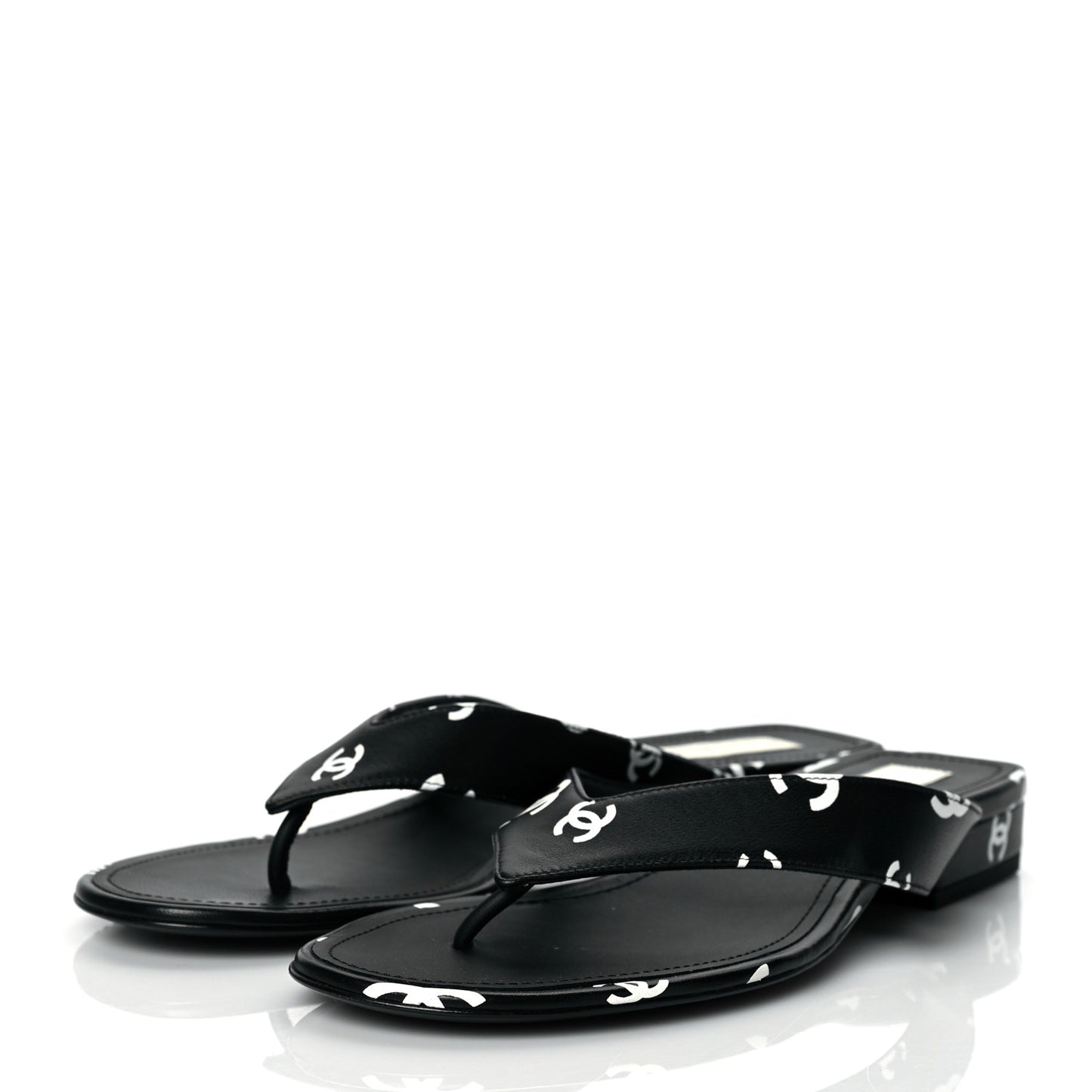 Lambskin Printed CC Thong Sandals 39.5 Black White