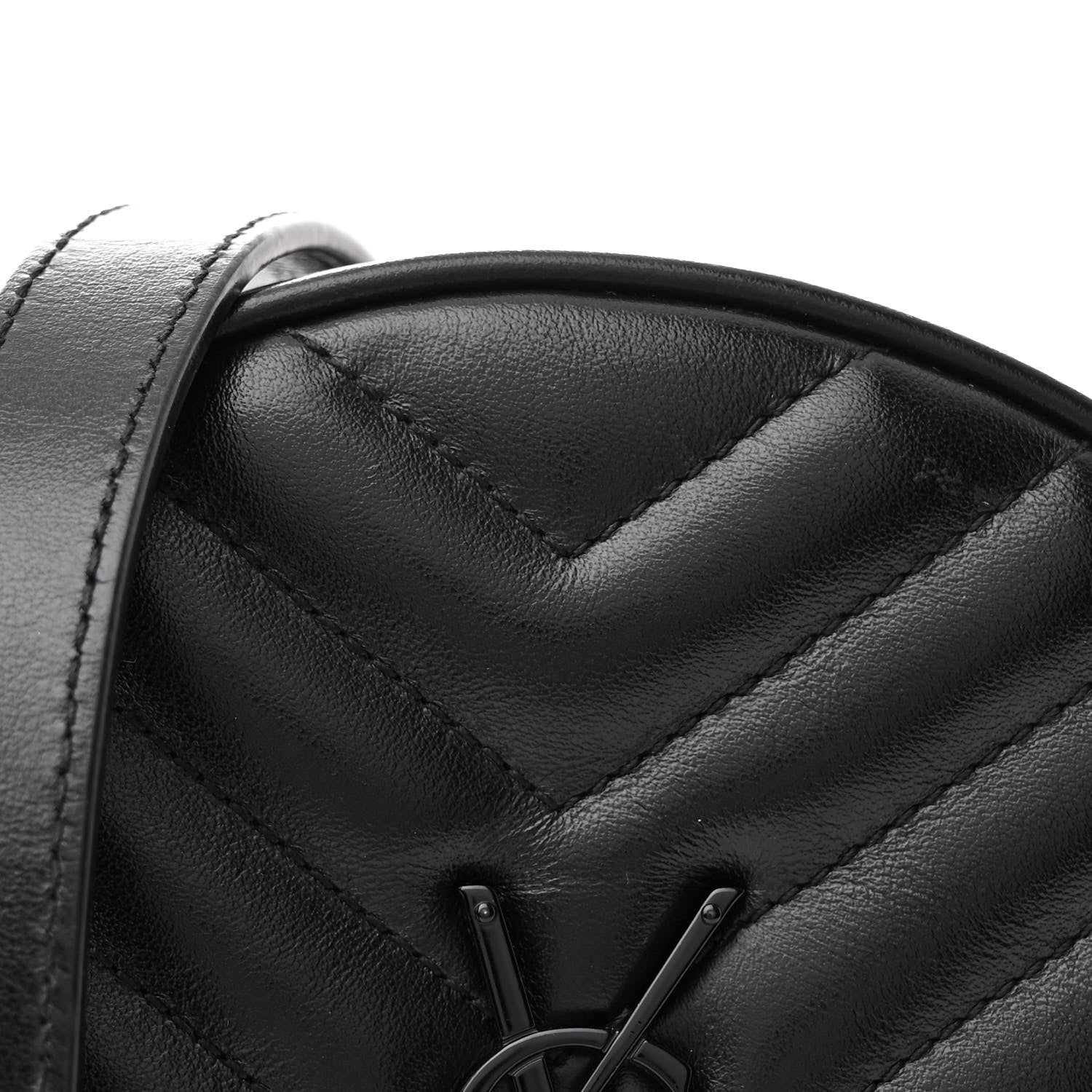 Saint Laurent Calfskin Matelasse Chevron Round Vinyle Camera Bag Black 8 of 10