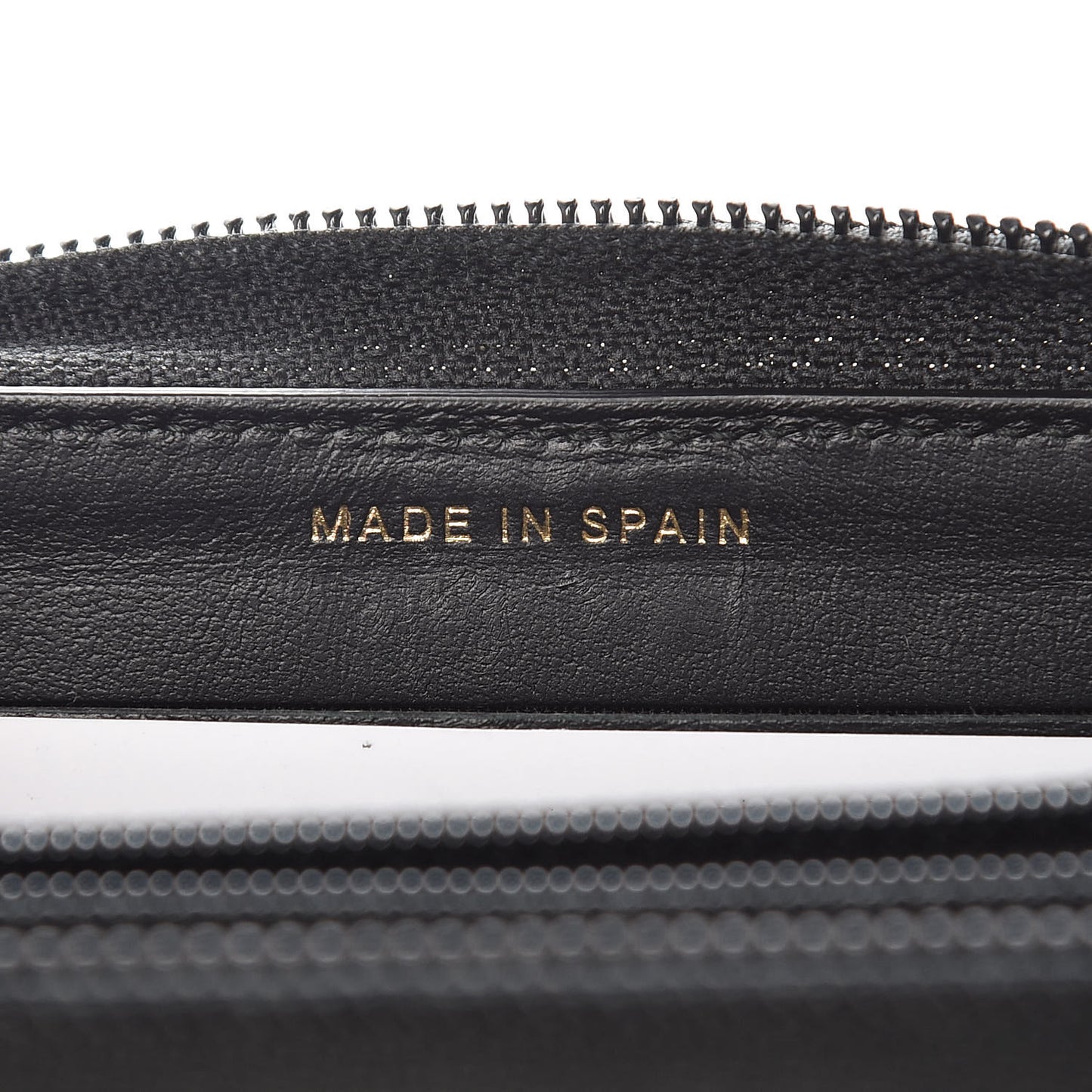 Caviar Quilted Small Boy Zip Around Wallet Black