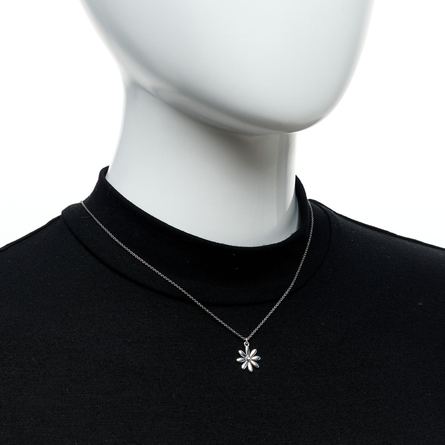 Tiffany Sterling Silver Daisy Pendant Necklace 2 of 5
