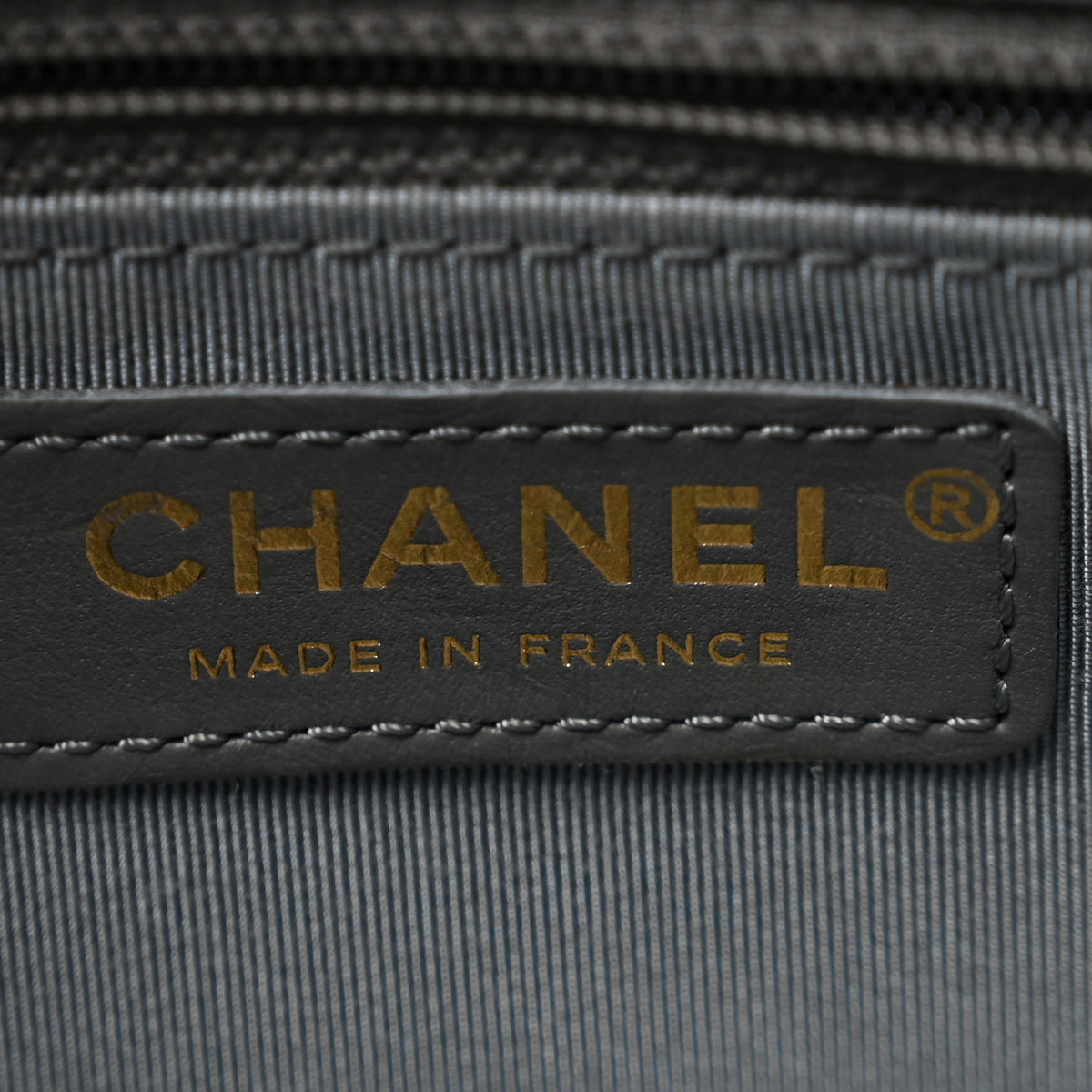 Iridescent Caviar Flat Quilted Small Coco Tassel Camera Case Grey