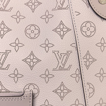 Louis Vuitton Mahina Hina MM Brume 8 of 11