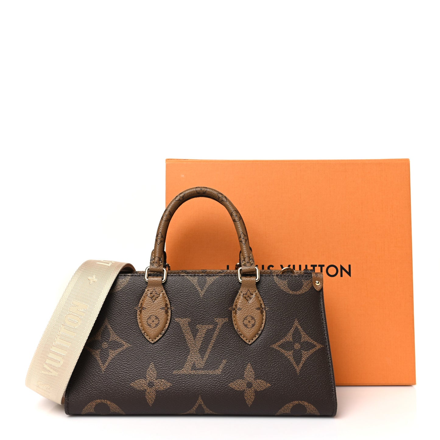 Reverse Monogram Giant OnTheGo East West