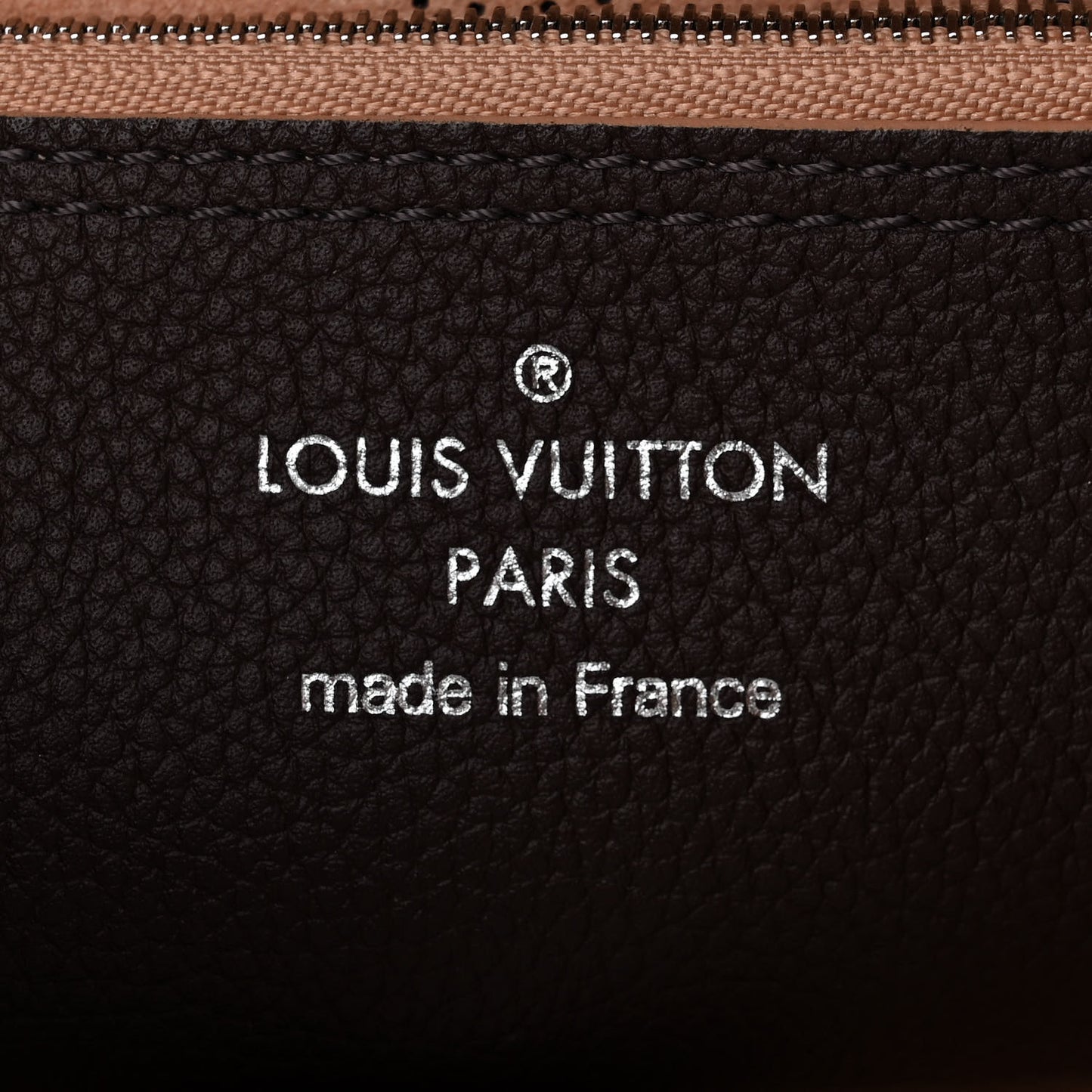 Mahina Carmel Hobo Chocolate