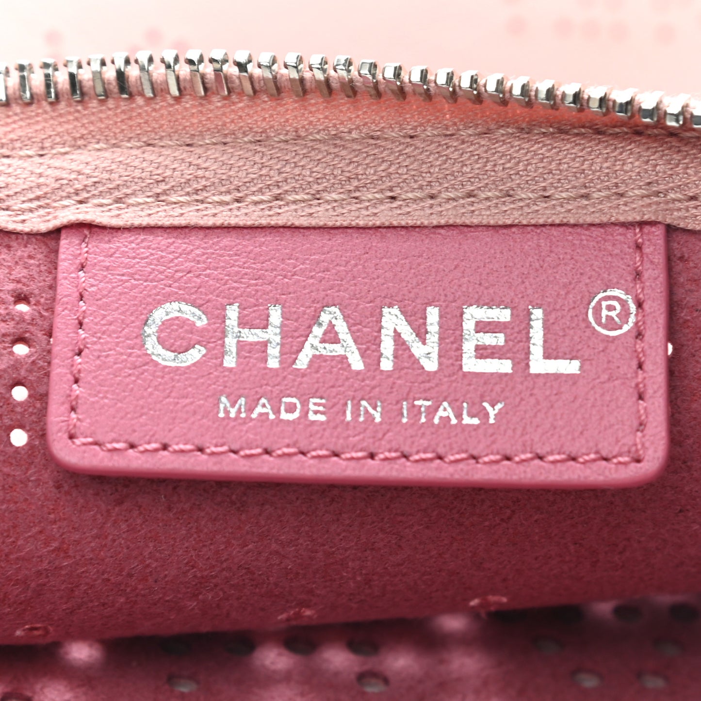 Calfskin Eyelets Clutch Pink