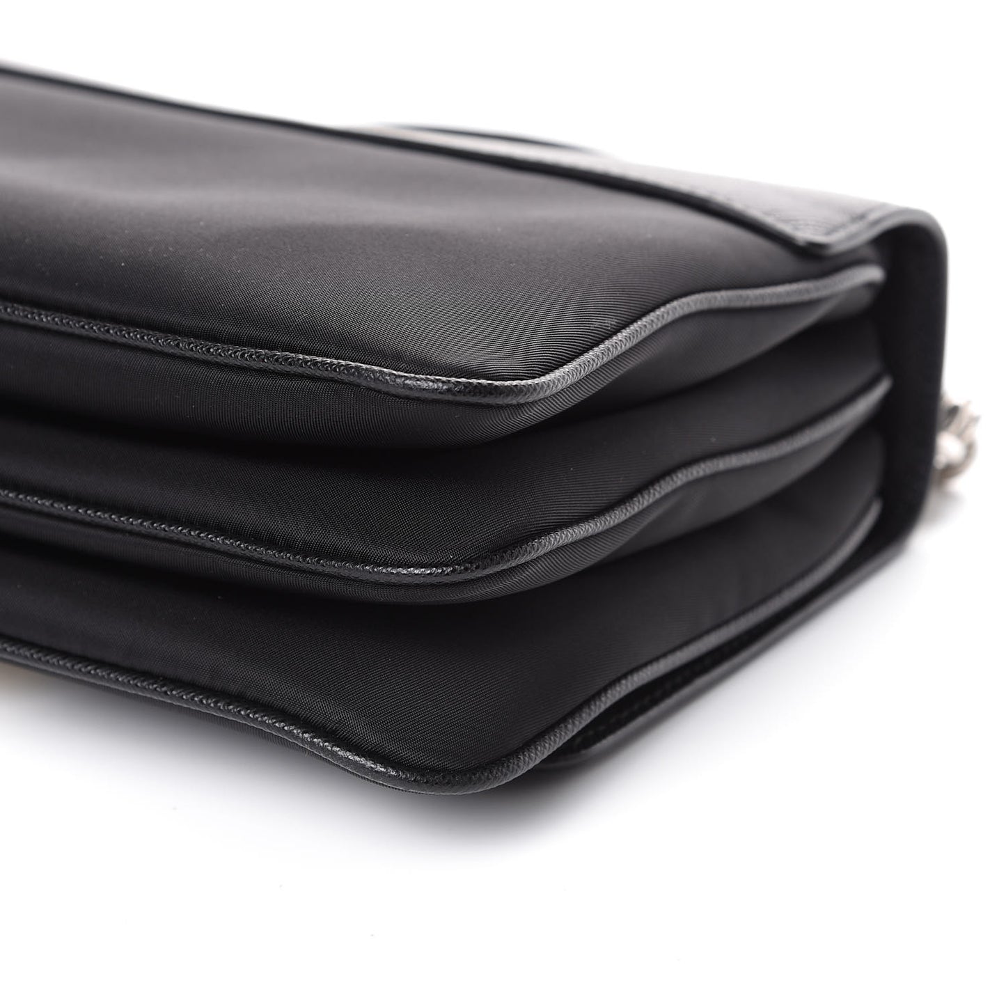 Saffiano Pattina Chain Shoulder Bag Black
