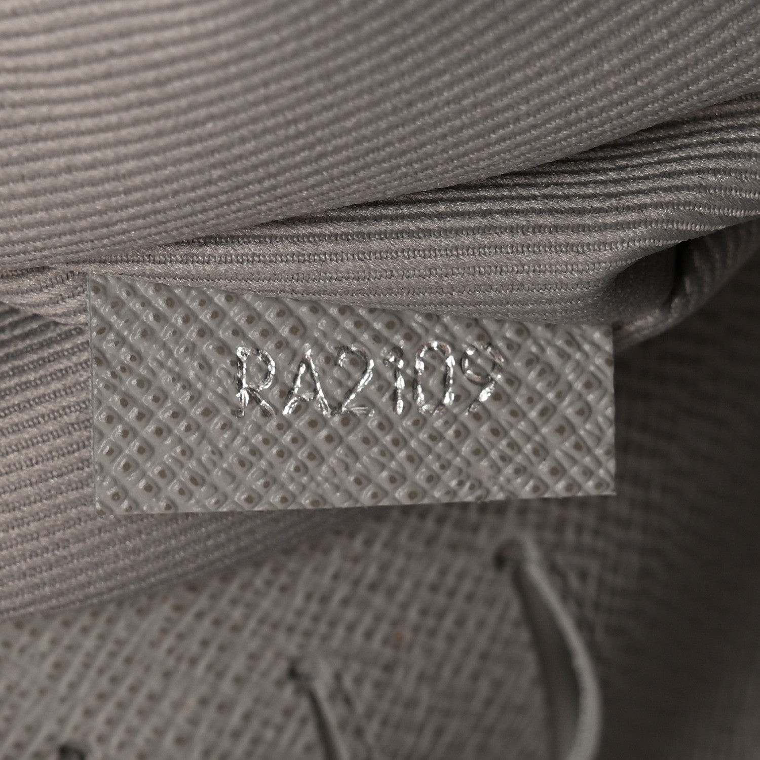 Louis Vuitton Monogram Logo Story GM Pochette Grey 8 of 12