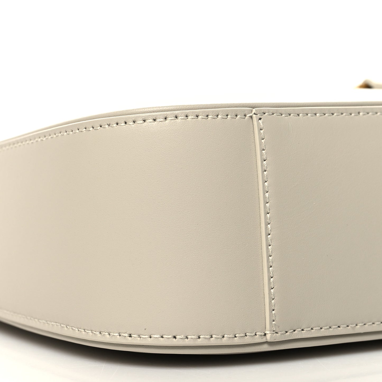 Smooth Calfskin Le 5 A 7 Hobo Blanc Vintage