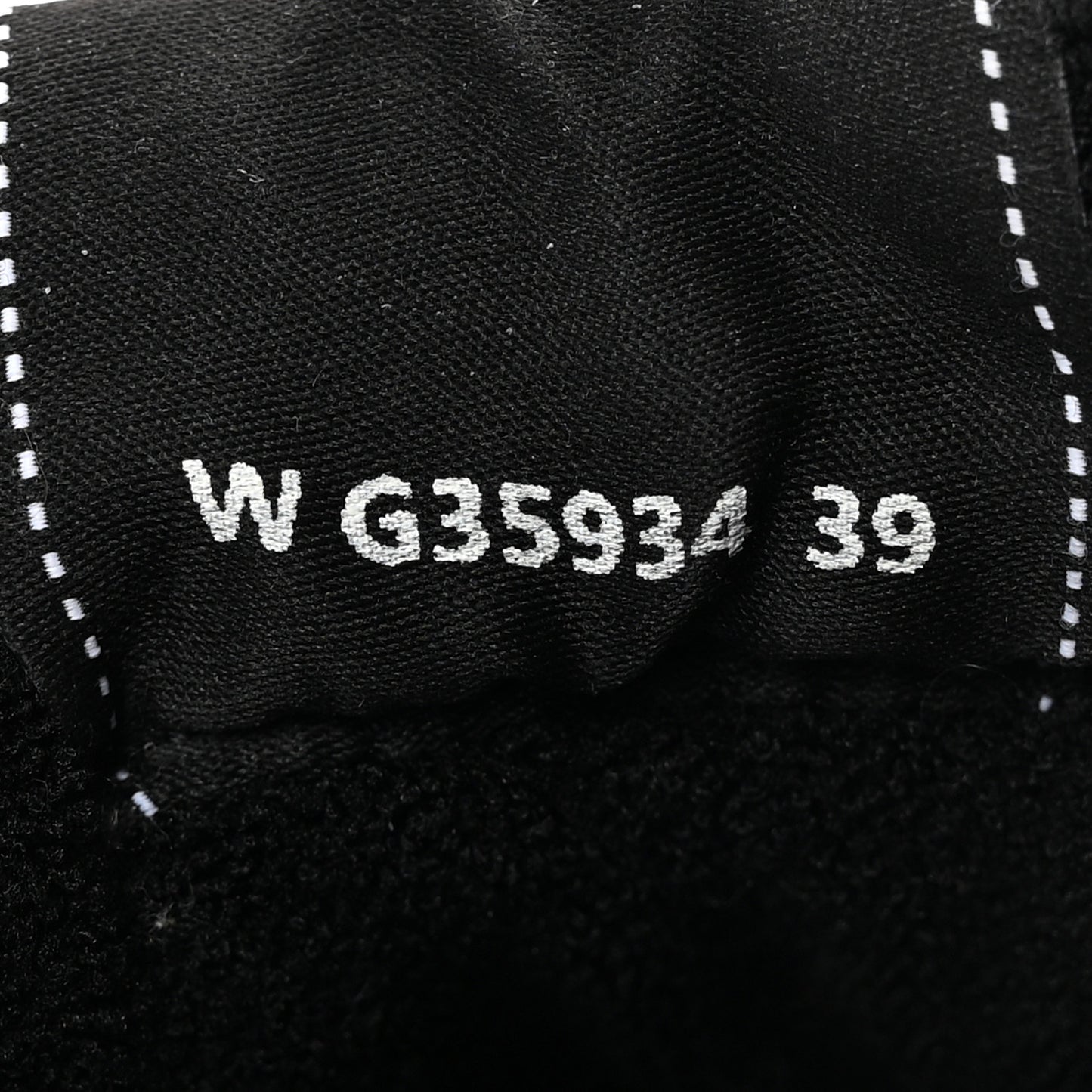 Calfskin Womens Logo Sneakers 39 Black White