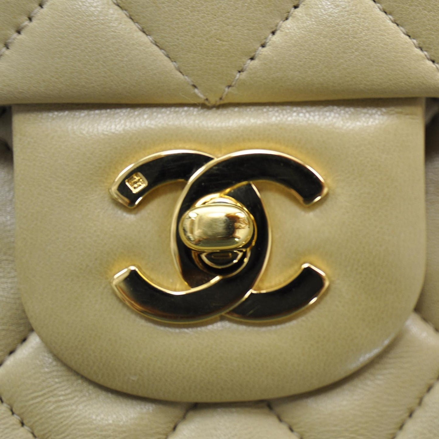 Lambskin Medium Double Flap Beige