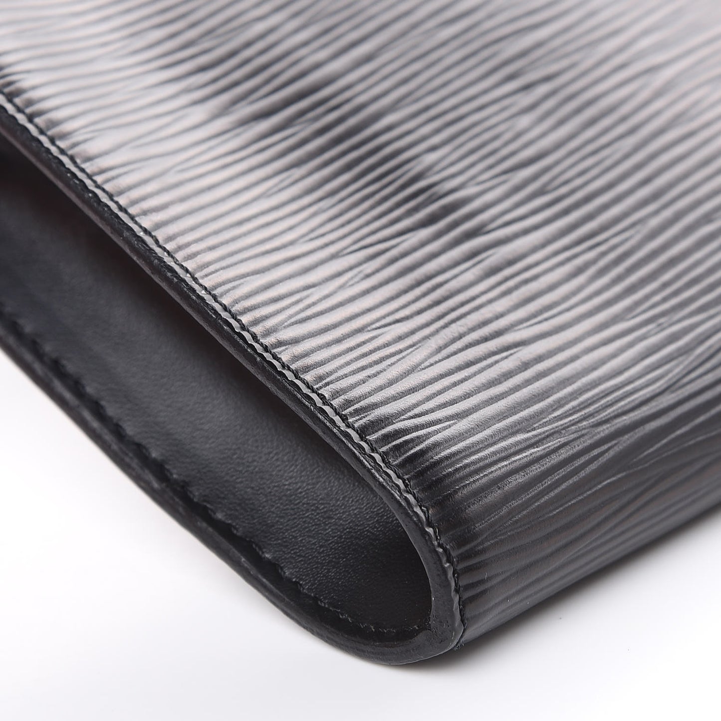 Epi Pochette Accessories 24 Black