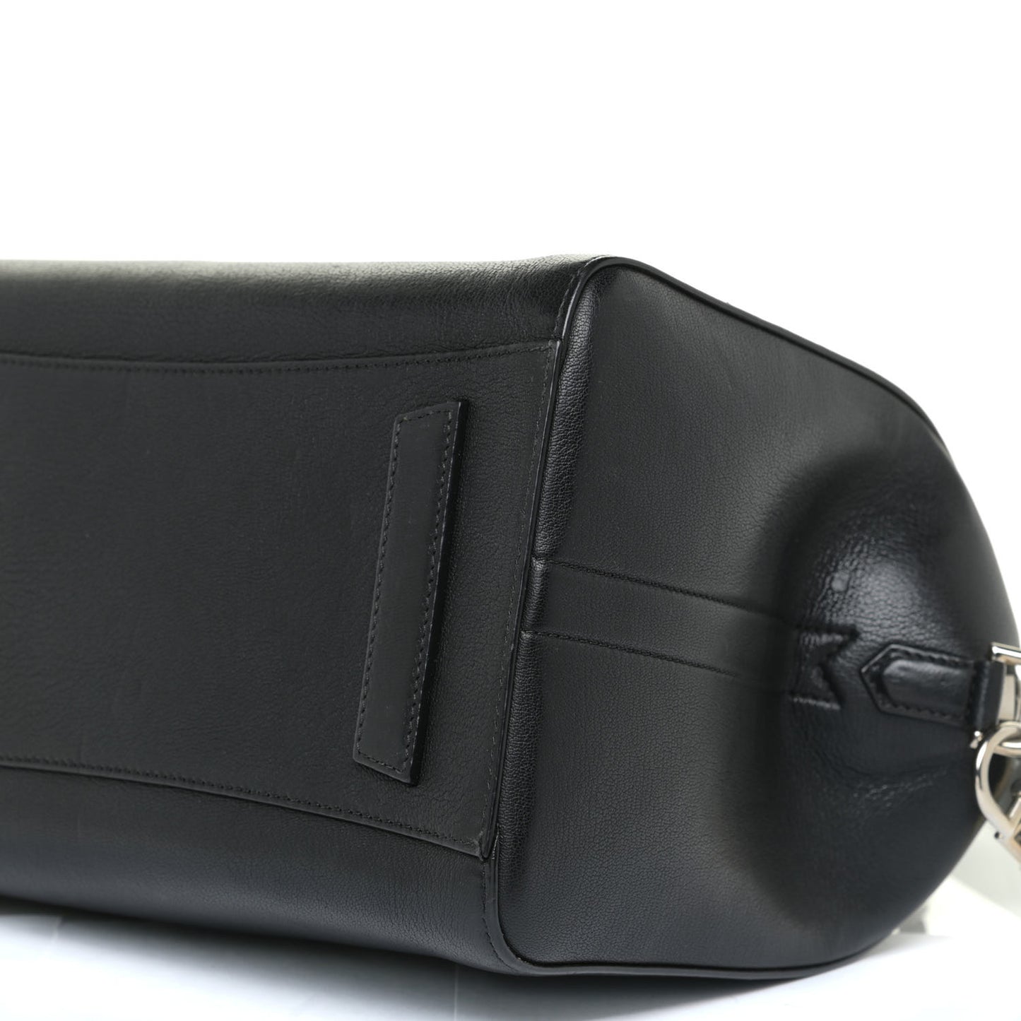 Sugar Goatskin Medium Antigona Black