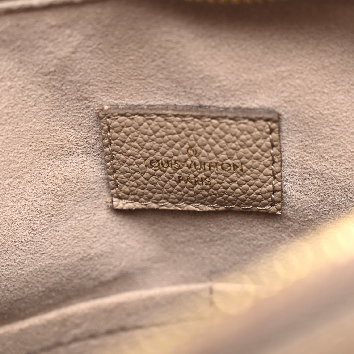 Louis Vuitton Empreinte Maida Hobo Tourterelle 6 of 9