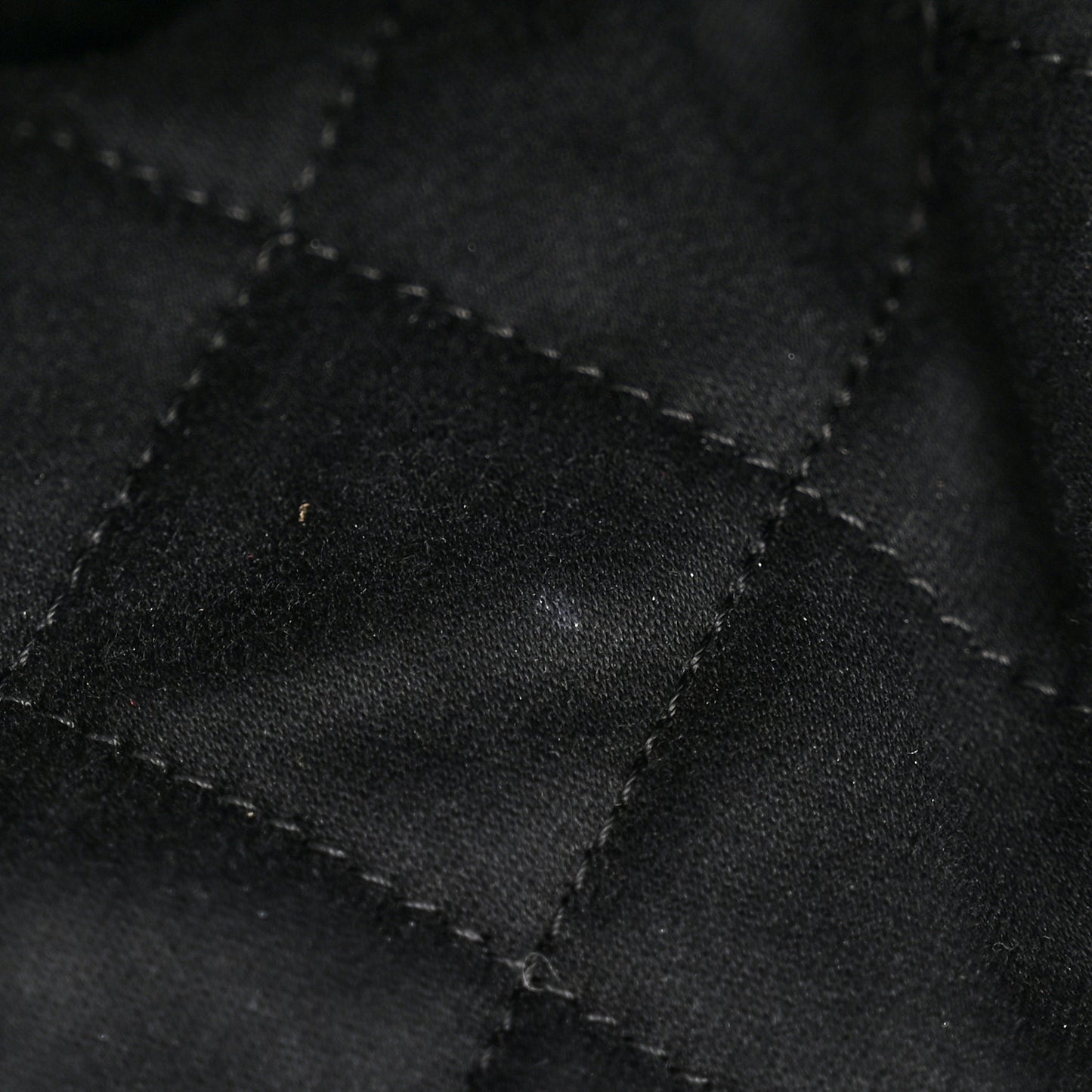 Shiny Calfskin Quilted Small Chanel 22 Black