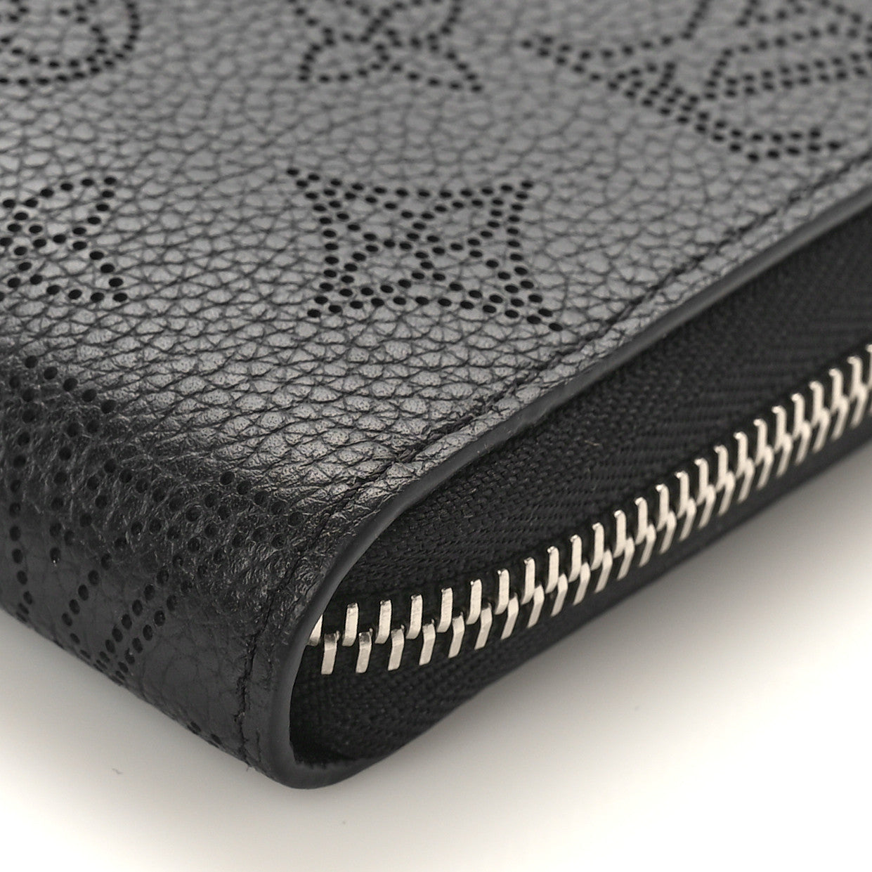 Mahina Zippy Wallet NM Black