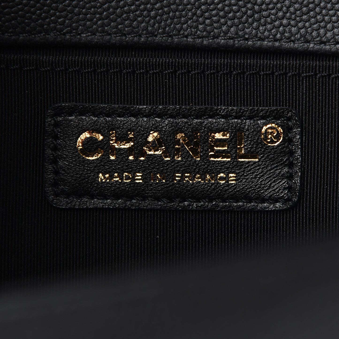 Caviar Quilted Medium Boy Flap Black