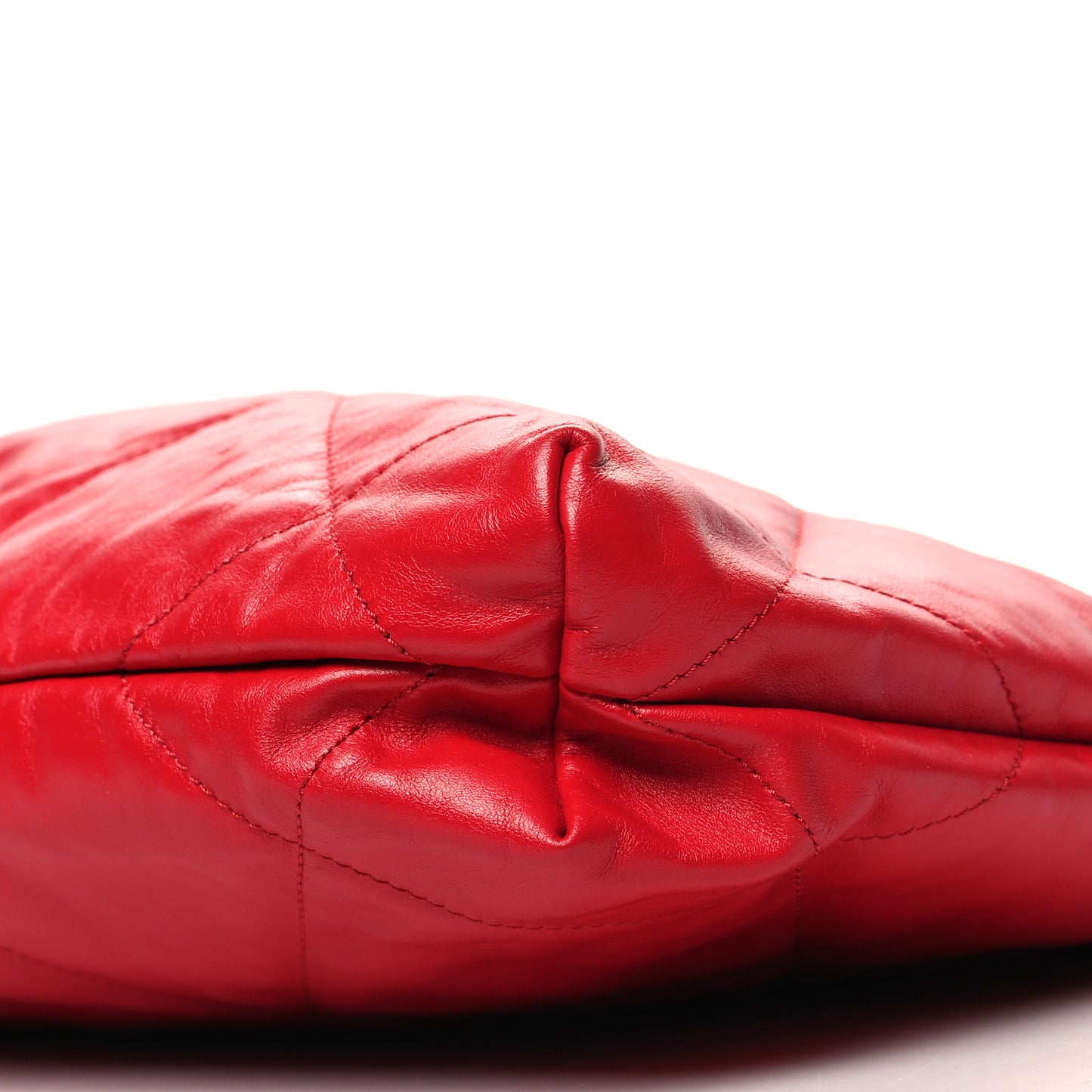 Shiny Calfskin Quilted Small 22 Red