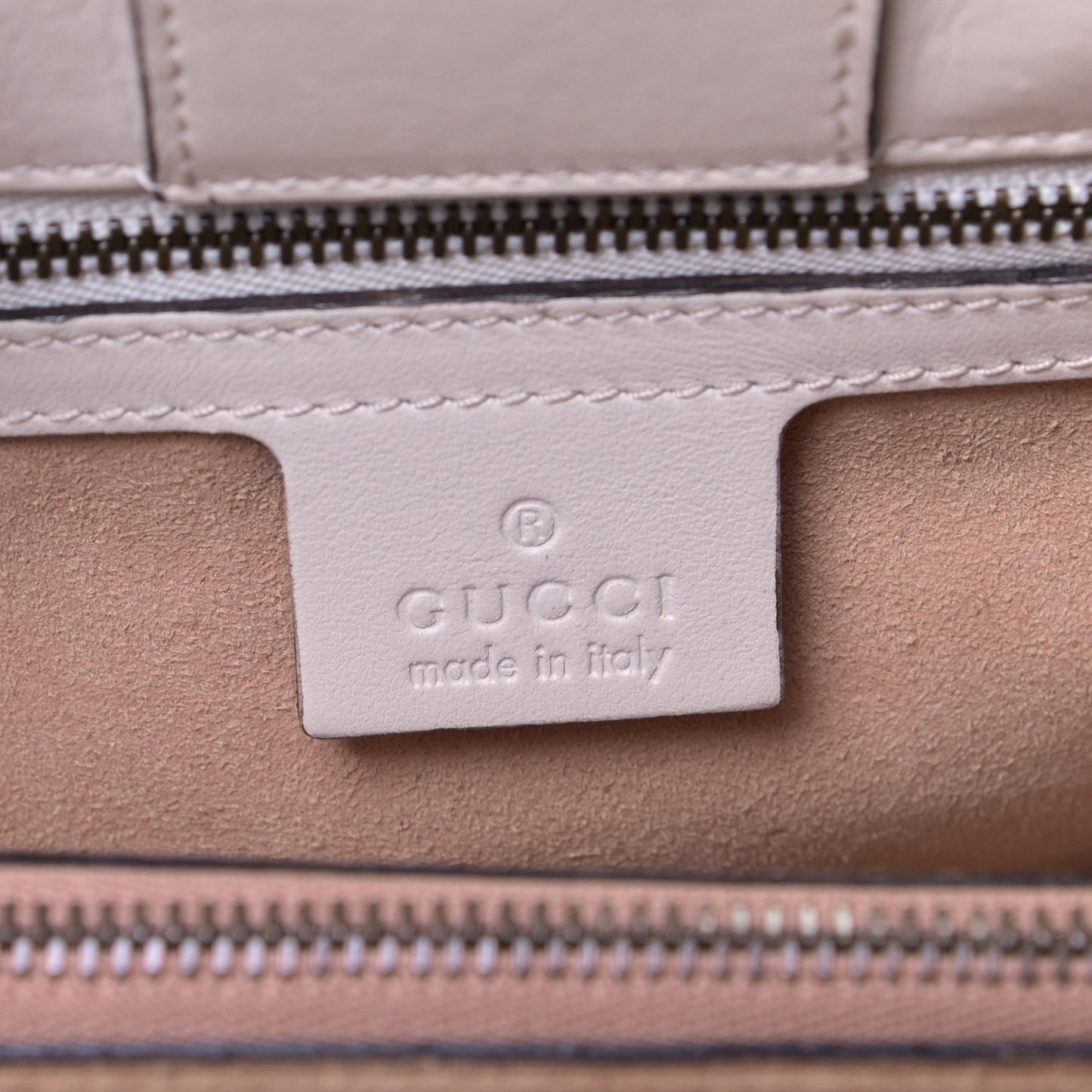Calfskin Matelasse Small GG Marmont Tote White